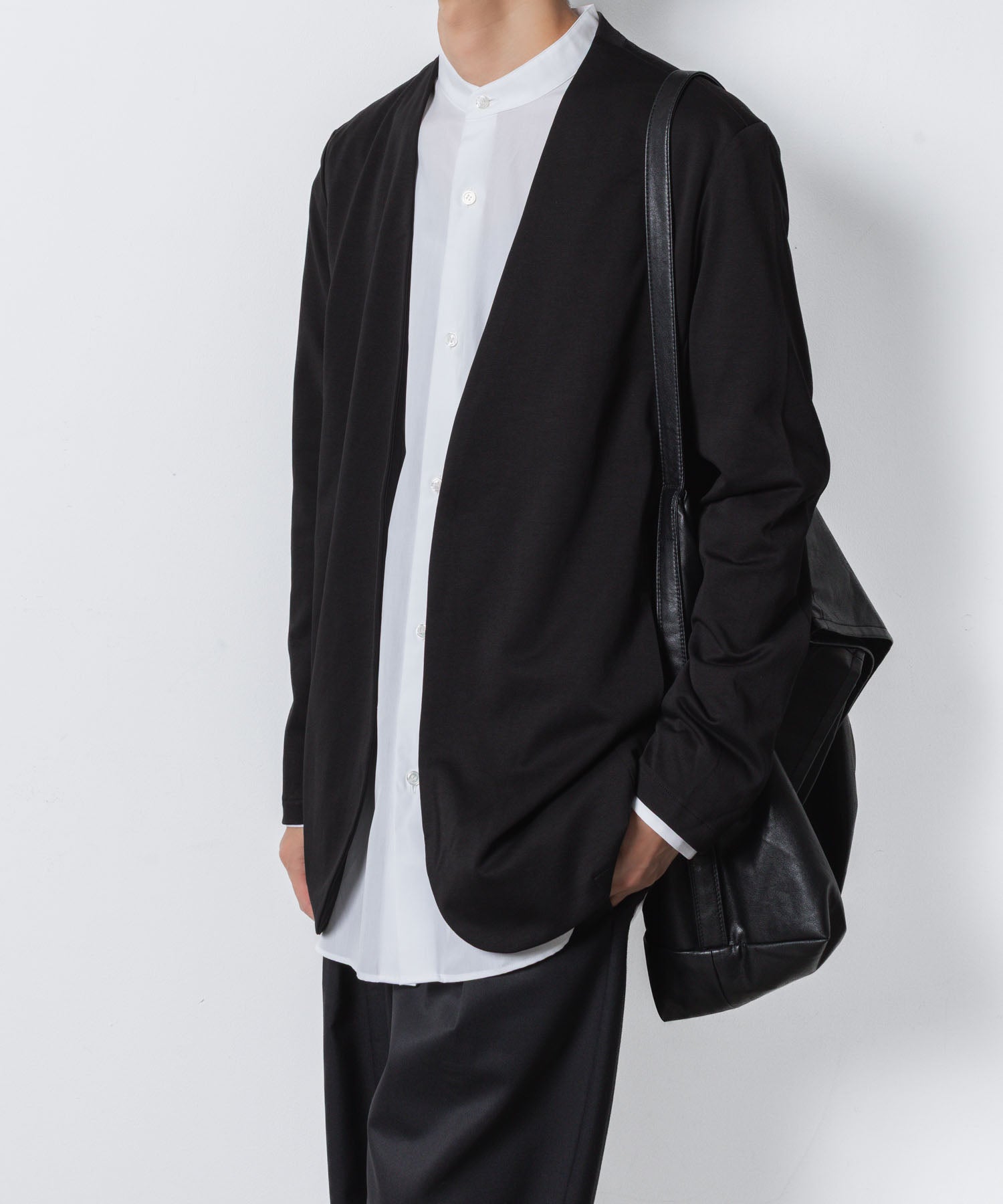 ATTACHMENT アタッチメントのCOTTON DOUBLE FACE COLLARLESS CARDIGAN - BLACKの公式通販サイトsession福岡セレクトショップ