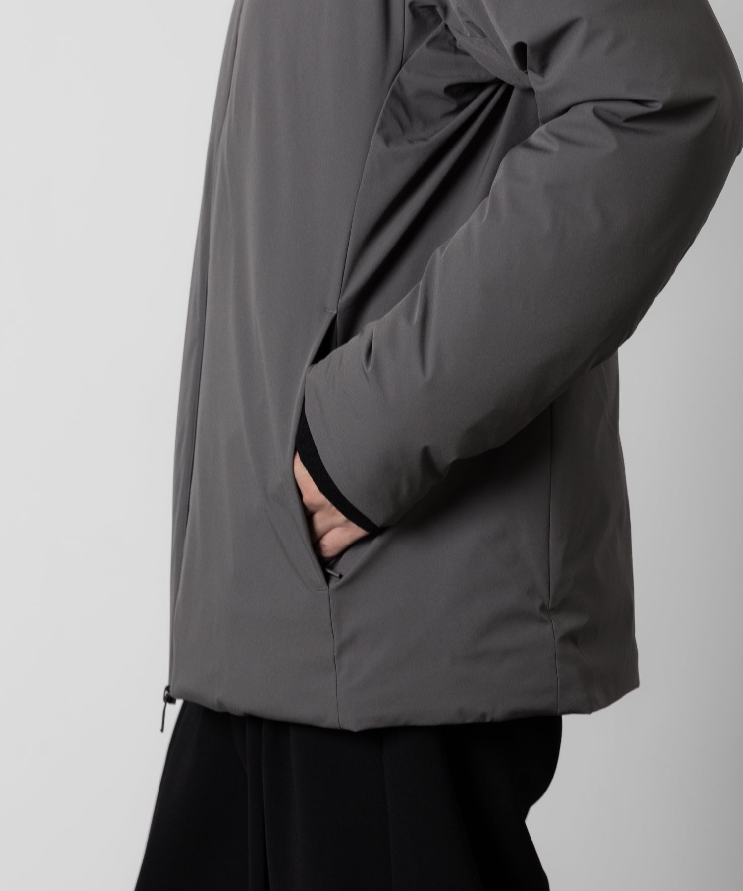 ATTACHMENT アタッチメントの3LAYER LIGHT TAFFETA HOODED DOWN JACKET - D.GRAY 公式通販サイトsession福岡セレクトショップ