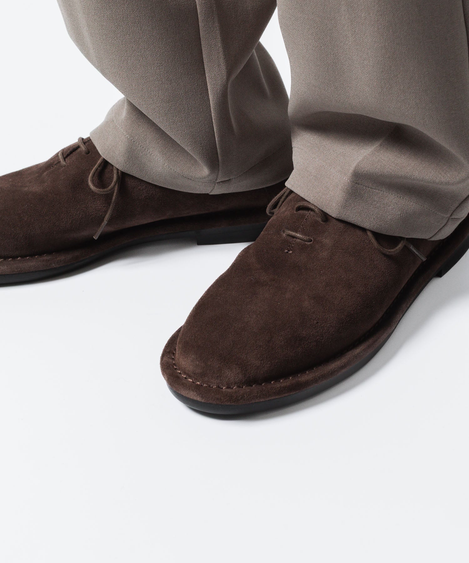 ATTACHMENT アタッチメントのCOW LEATHER SUEDE BABOUCHE - BROWNの公式通販サイトsession福岡セレクトショップ