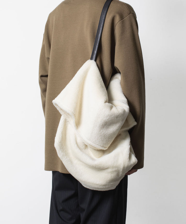 ATTACHMENT アタッチメントのWO/ALPACA BOA SHOULDER BAG - OFF WHITEの公式通販サイトsession福岡セレクトショップ