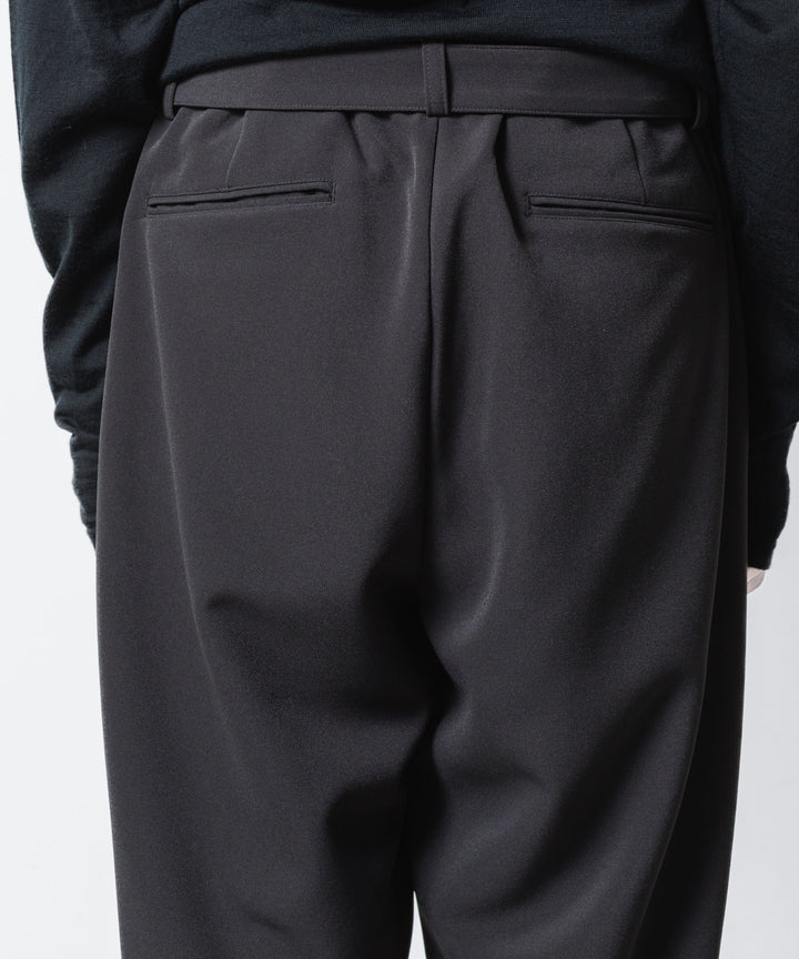 ATTACHMENT アタッチメントのPE STRETCH DOUBLE CLOTH BELTED WIDE TAPERD TROUSERS - D.GRAYの公式通販サイトsession福岡セレクトショップ