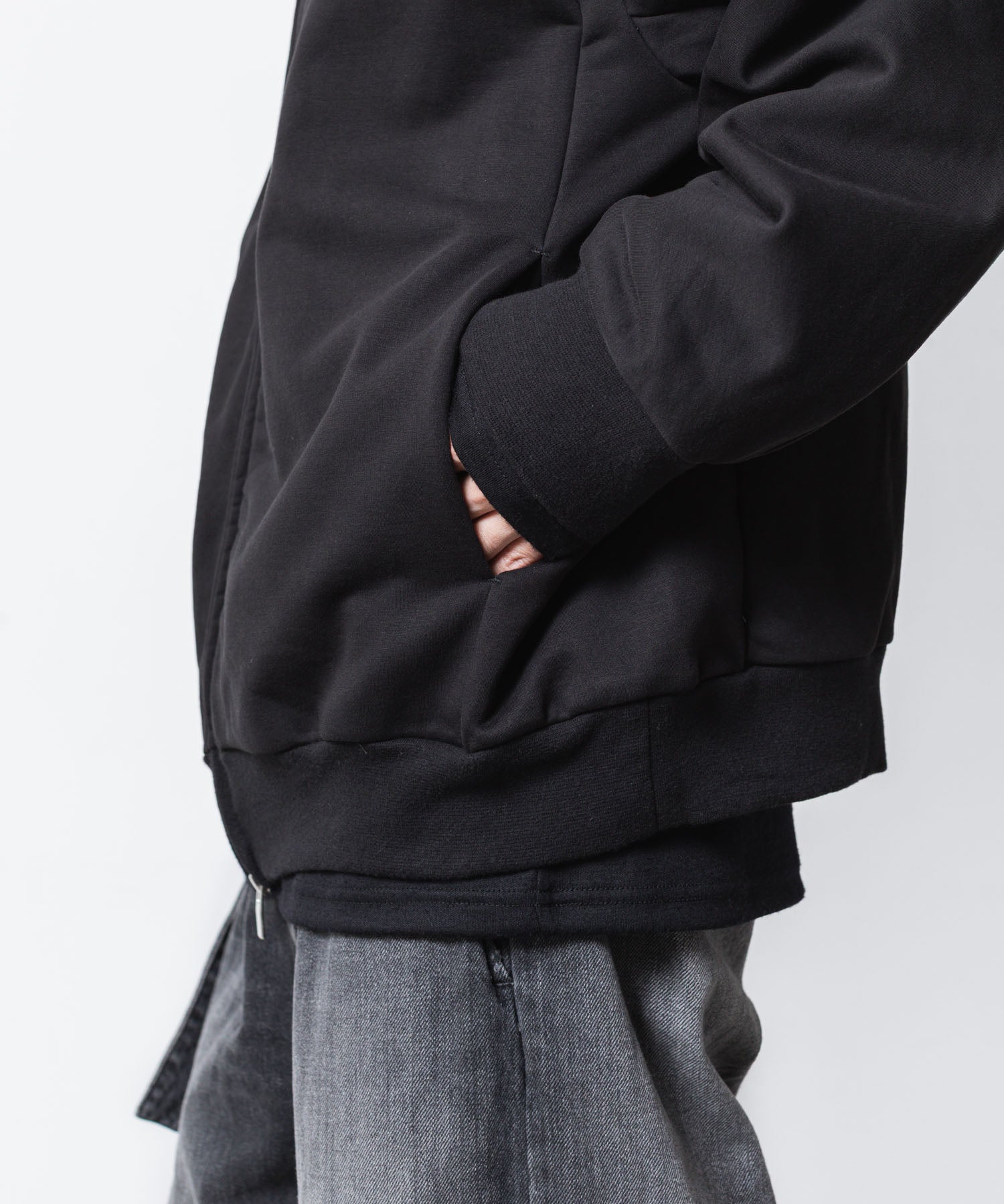 ATTACHMENT アタッチメントのCO STRECH TERRY ZIP UP HOODIE - BLACKの公式通販サイトsession福岡セレクトショップ