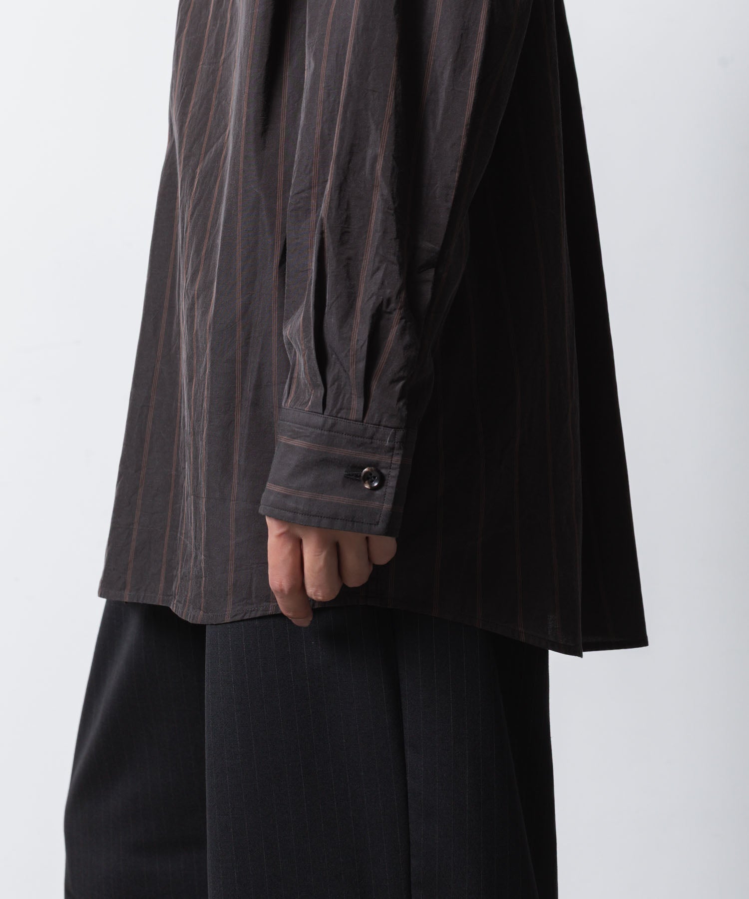 ATTACHMENT アタッチメントのCU/CO STRIPE TWILL L/S SHIRT - S.GRAYの公式通販サイトsession福岡セレクトショップ