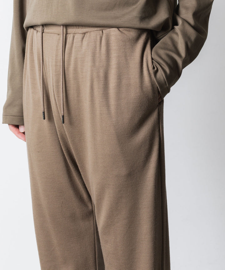 ATTACHMENT アタッチメントの1/60 WOOL SMOOTH SLIM FIT LOUNGE TROUSERS - CAMELの公式通販サイトsession福岡セレクトショップ