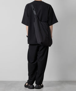 【ATTACHMENT】ATTACHMENT アタッチメントのPE COMPACT TWILL BELTED TAPERED FIT TROUSERS - BLACK 公式通販サイトsession福岡セレクトショップ