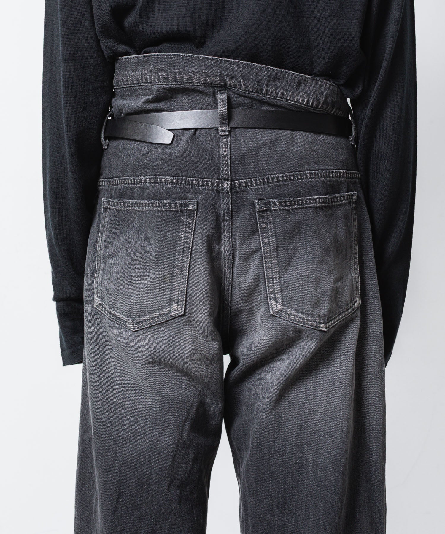 ATTACHMENT アタッチメントの11OZ DENIM FLAP JEANS - BLACKの公式通販サイトsession福岡セレクトショップ