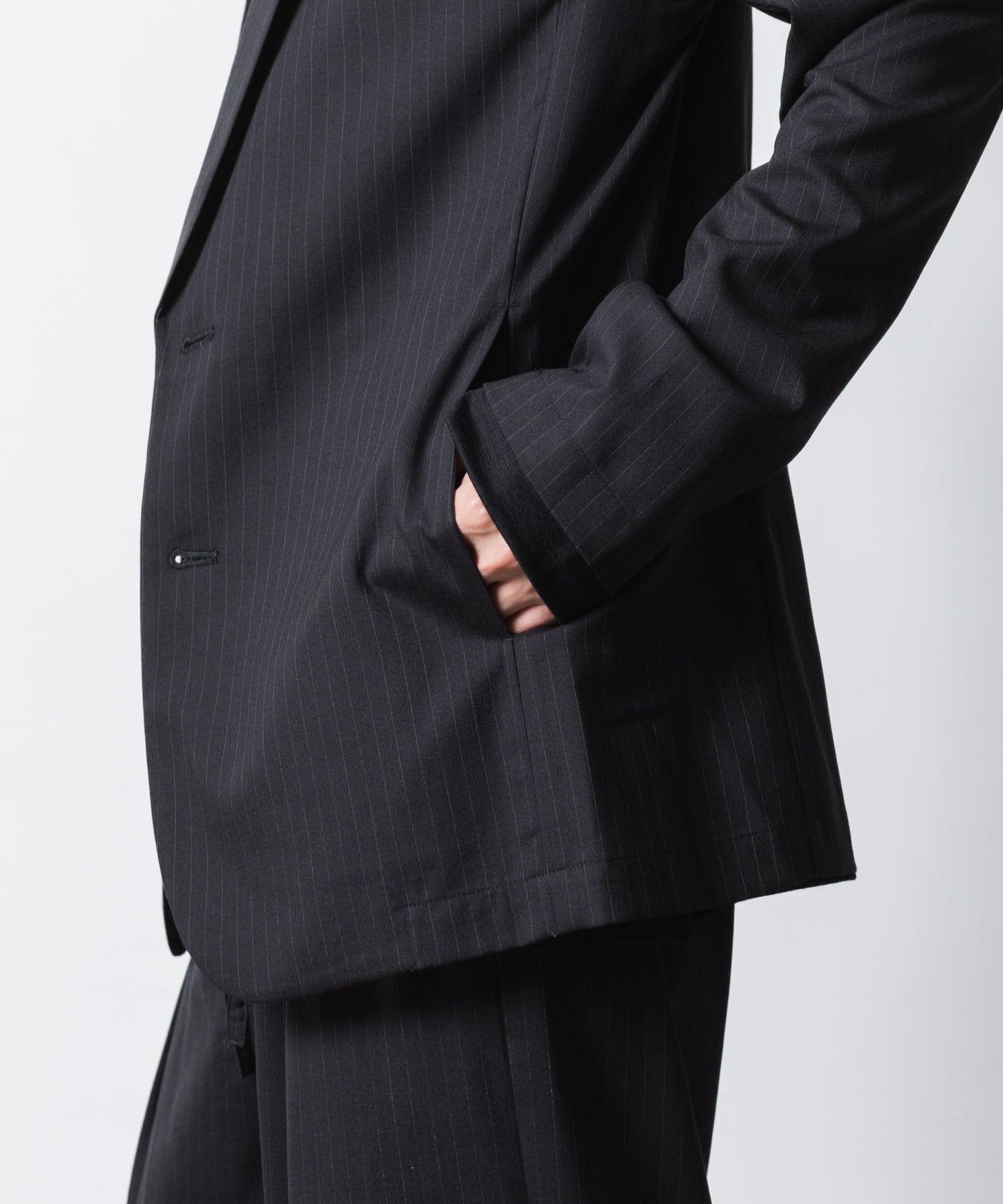 【 ATTACHMENT 】T/W/SI STRETCH GABARDINE 2B JKT - S.BLACK