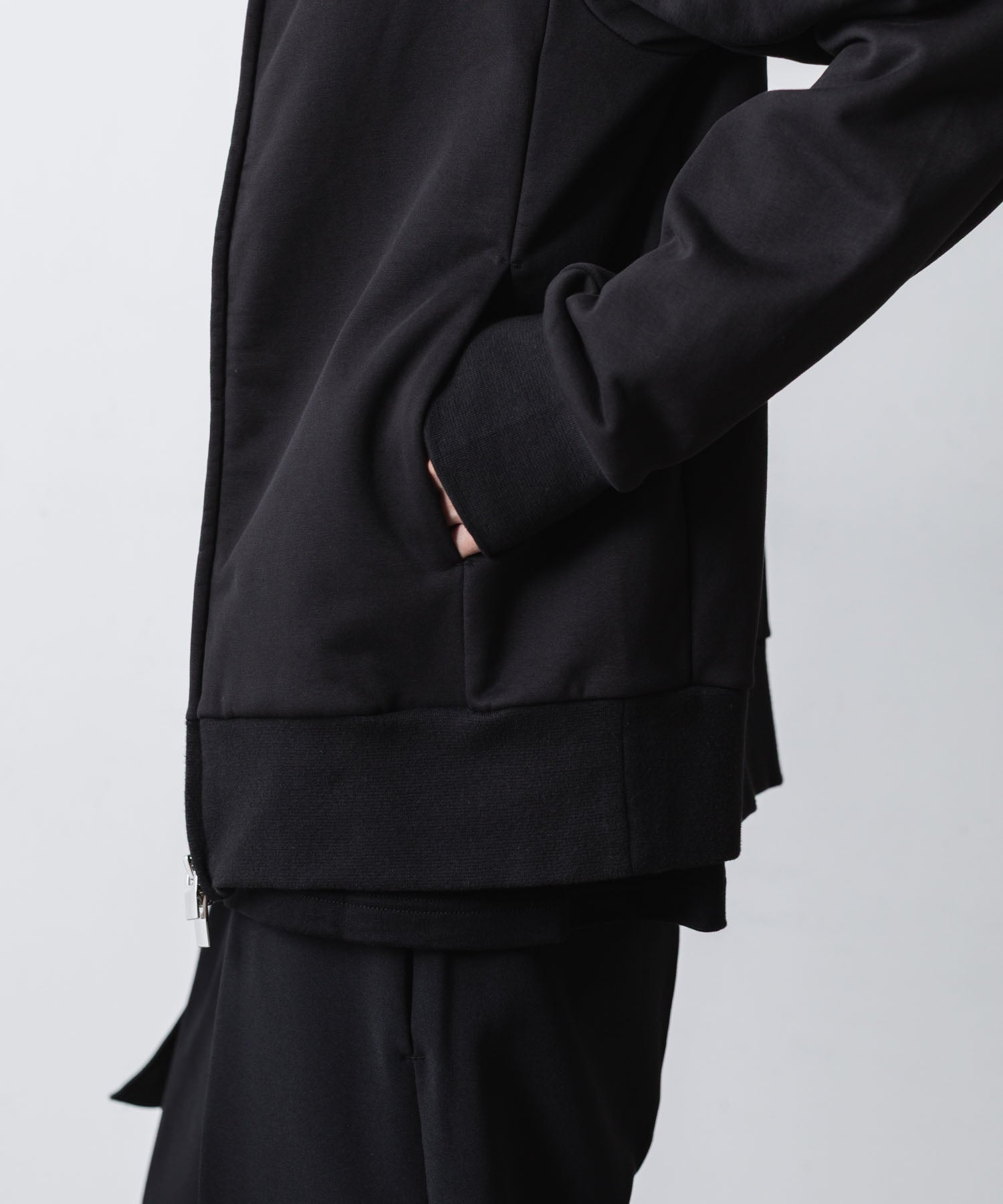 ATTACHMENT / EXCLUSIVE ITEMアタッチメントのCO STRECH TERRY ZIP UP HOODIE - BLACKの公式通販サイトsession福岡セレクトショップ