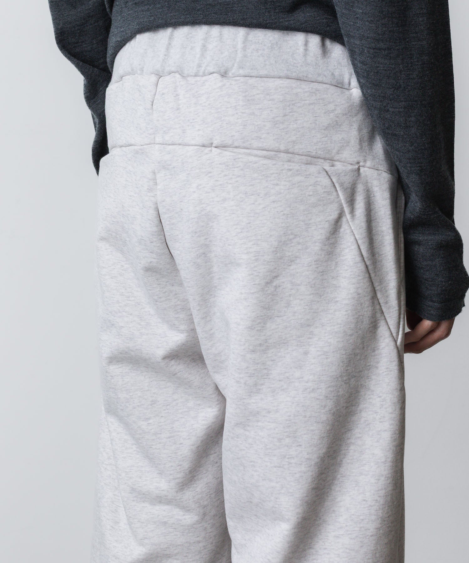 ATTACHMENT アタッチメントのCO STRECH TERRY 3D WIDE TROUSERS - X.GRAYの公式通販サイトsession福岡セレクトショップ