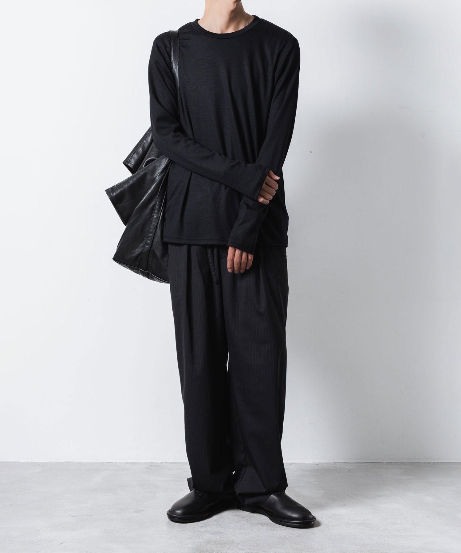 ATTACHMENT アタッチメントの1/60 WOOL SMOOTH SLIM FIT L/S TEE - BLACKの公式通販サイトsession福岡セレクトショップ