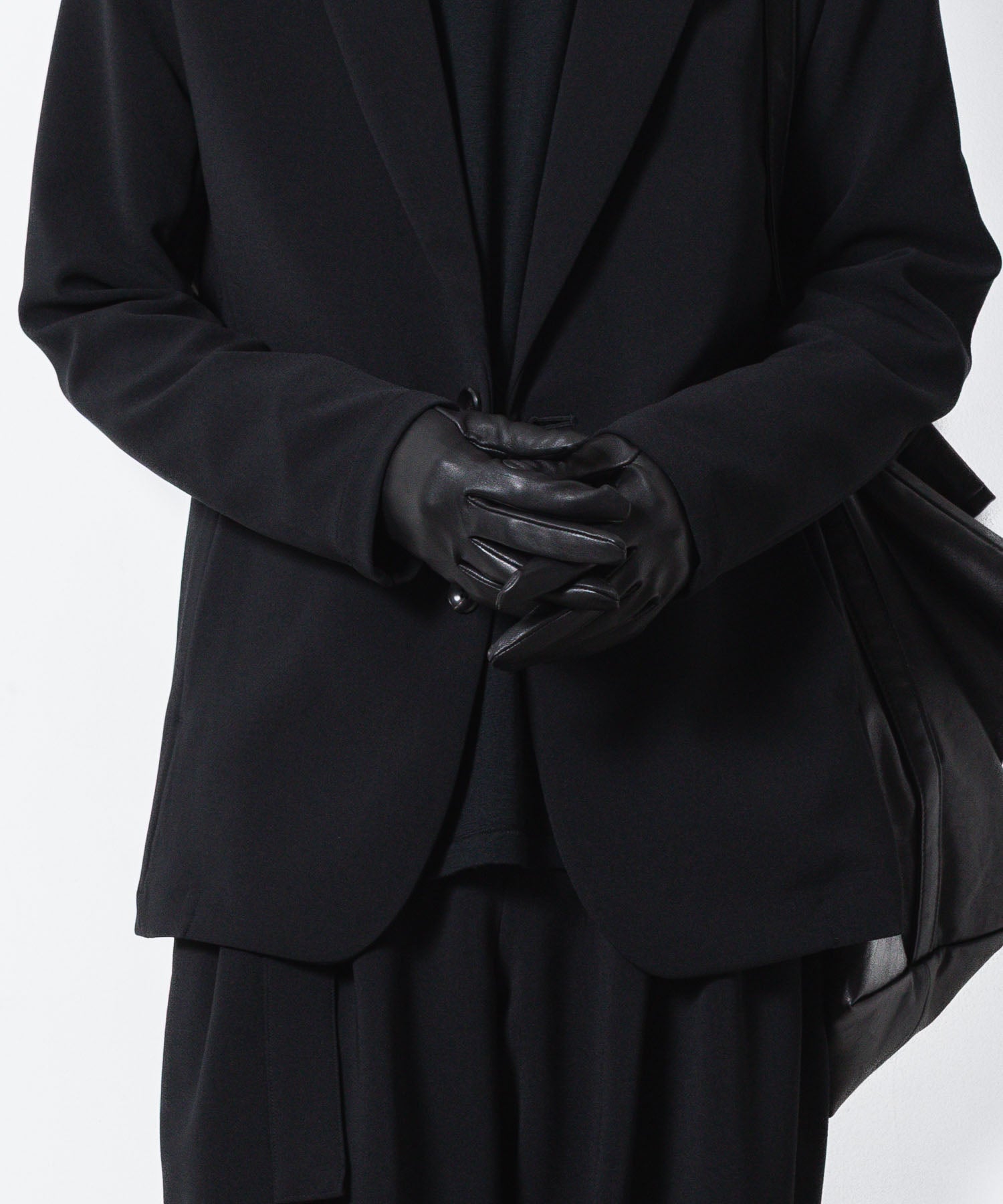 ATTACHMENT アタッチメントのSTRETCH SHEEPLEATHER GLOVE - BLACKの公式通販サイトsession福岡セレクトショップ