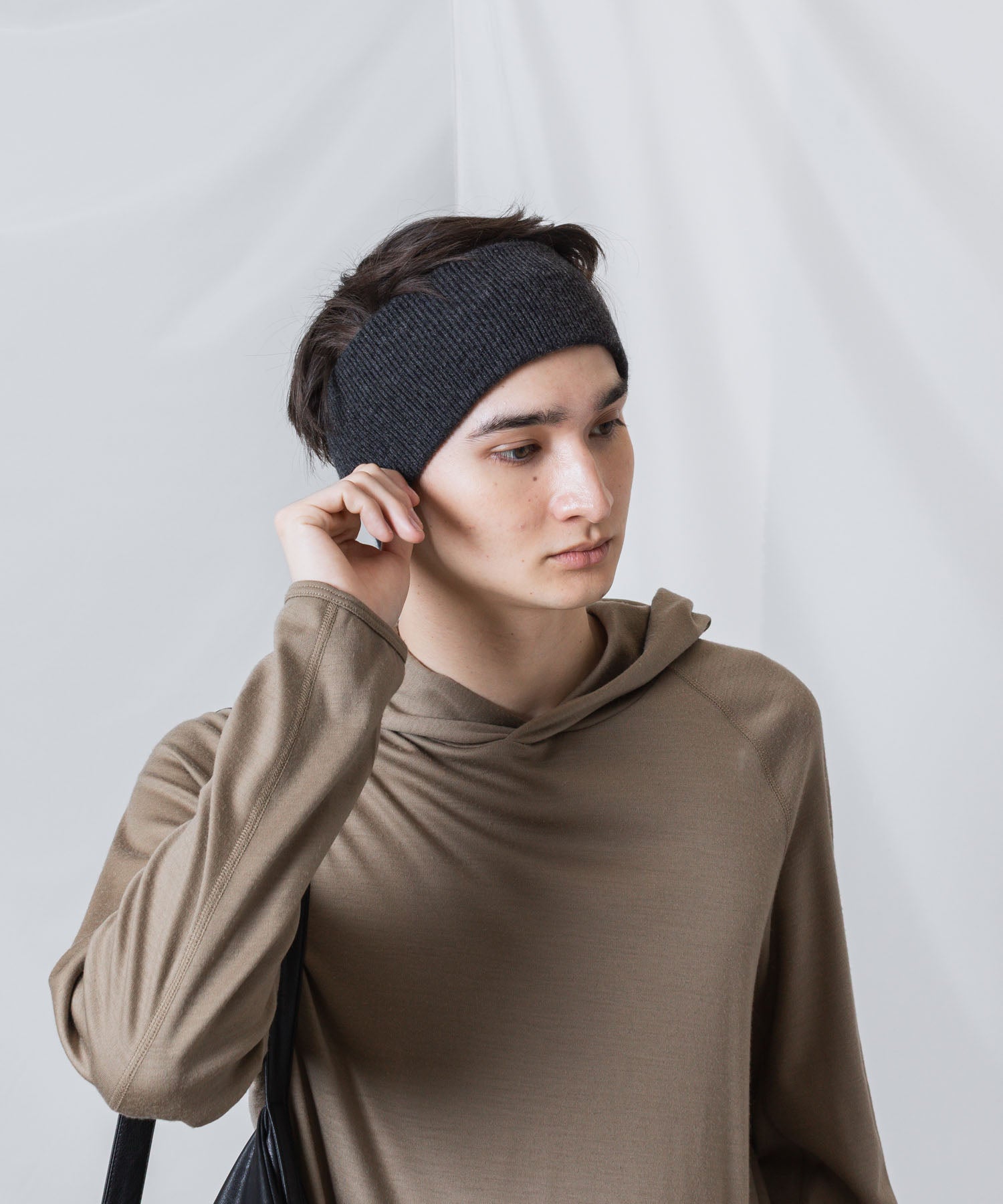 ATTACHMENT アタッチメントのCASHMERE　KNIT HAIR BAND - D.GRAYの公式通販サイトsession福岡セレクトショップ
