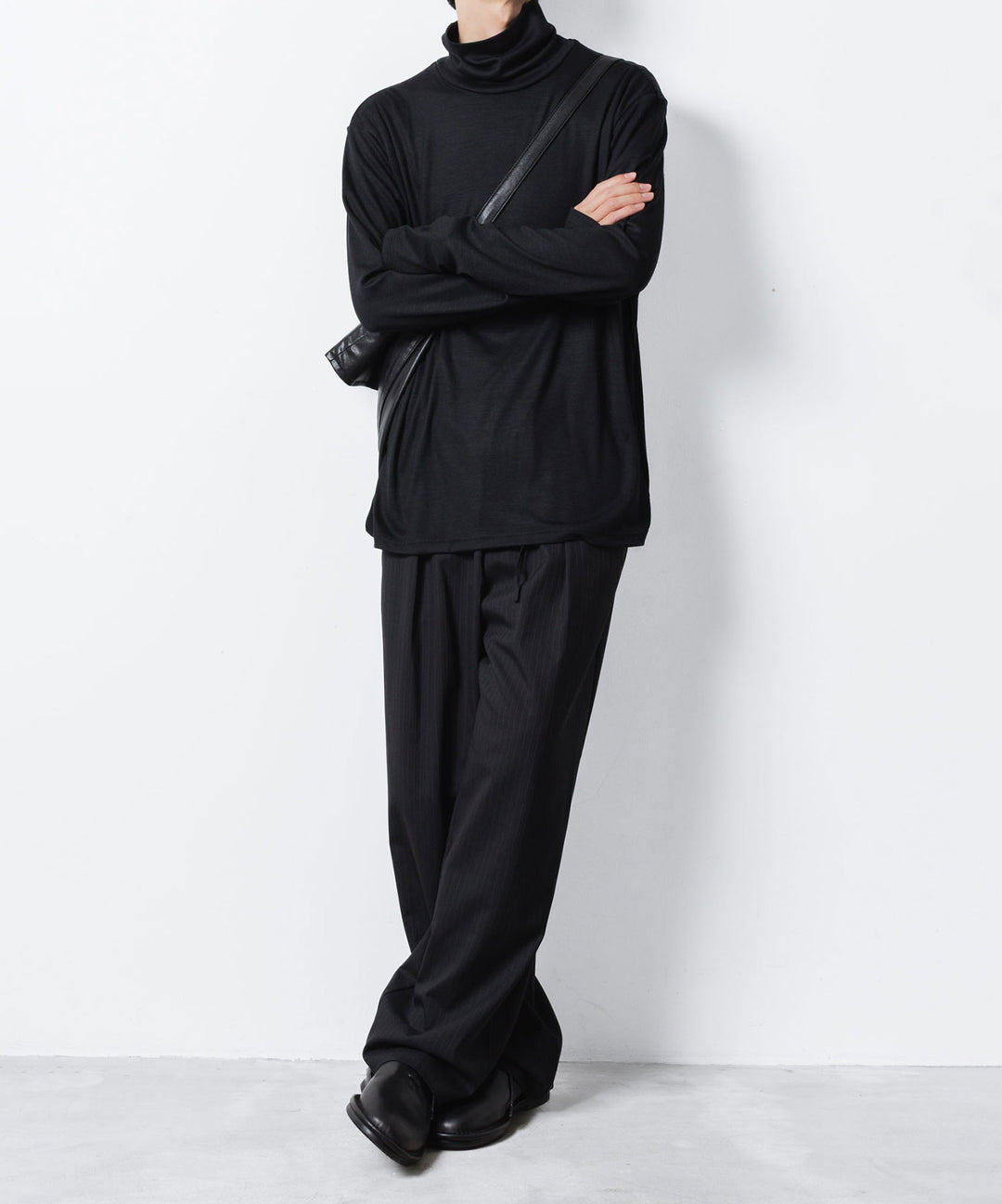 ATTACHMENT アタッチメントの1/60 WOOL SMOOTH HIGH NECK TURTLE L/S TEE - BLACKの公式通販サイトsession福岡セレクトショップ