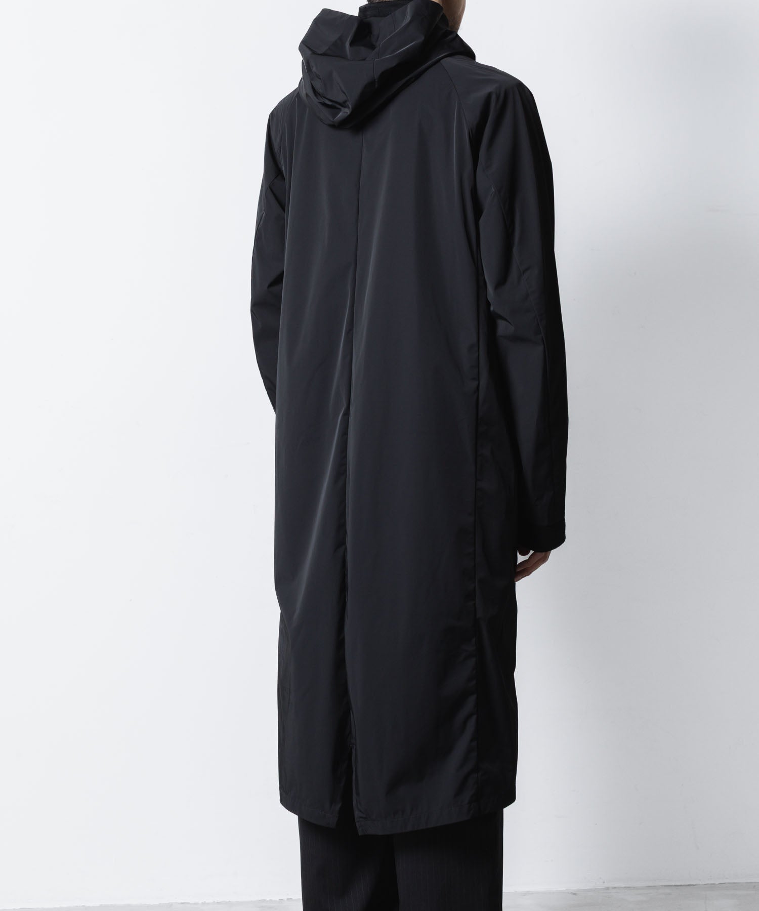 ATTACHMENT アタッチメントのNY 2LAYER STRETCH LIGHT HOODED COAT - BLACKの公式通販サイトsession福岡セレクトショップ