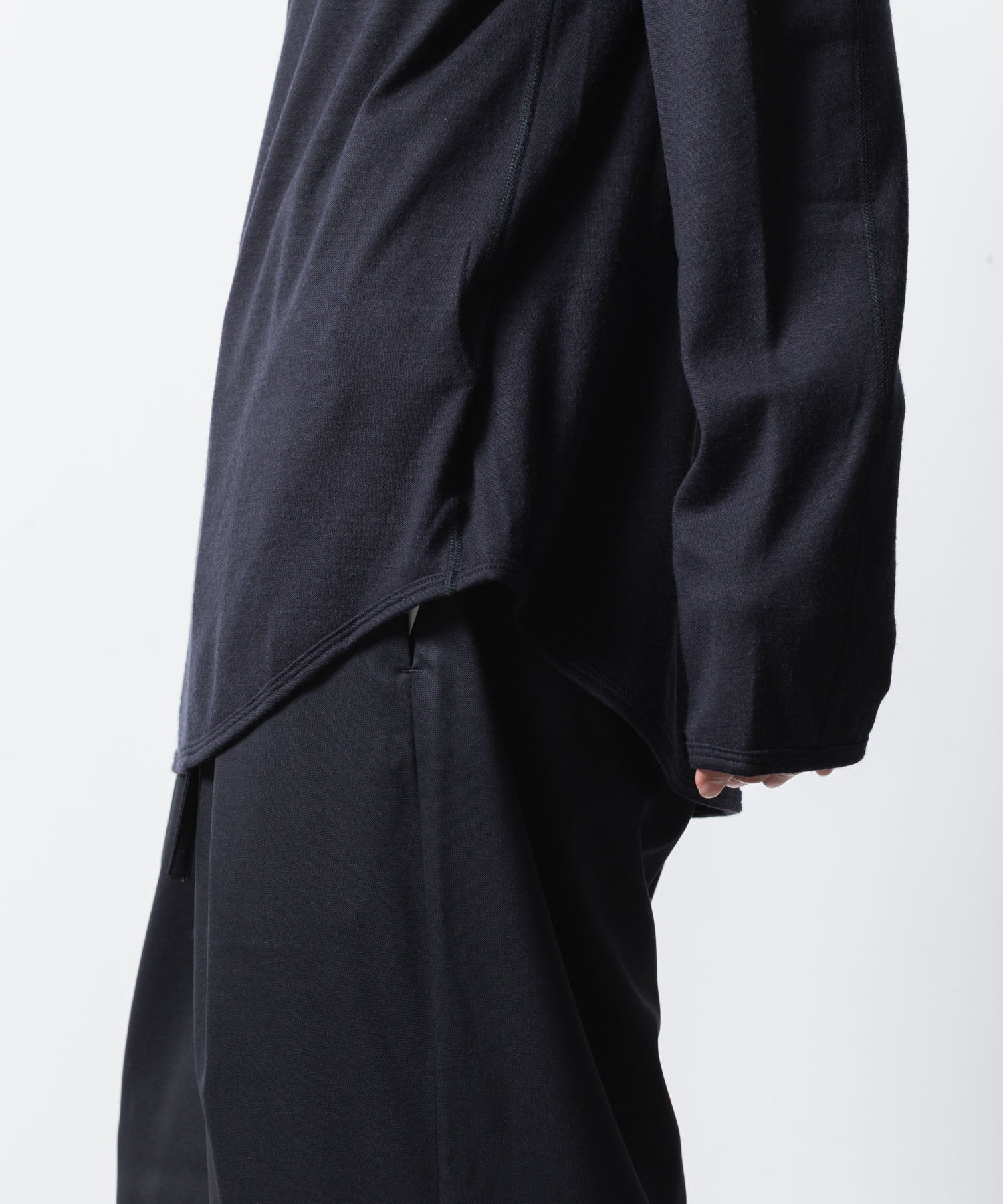 ATTACHMENT アタッチメントの1/60 WOOL SMOOTH HOODED PULLOVER - NAVYの公式通販サイトsession福岡セレクトショップ