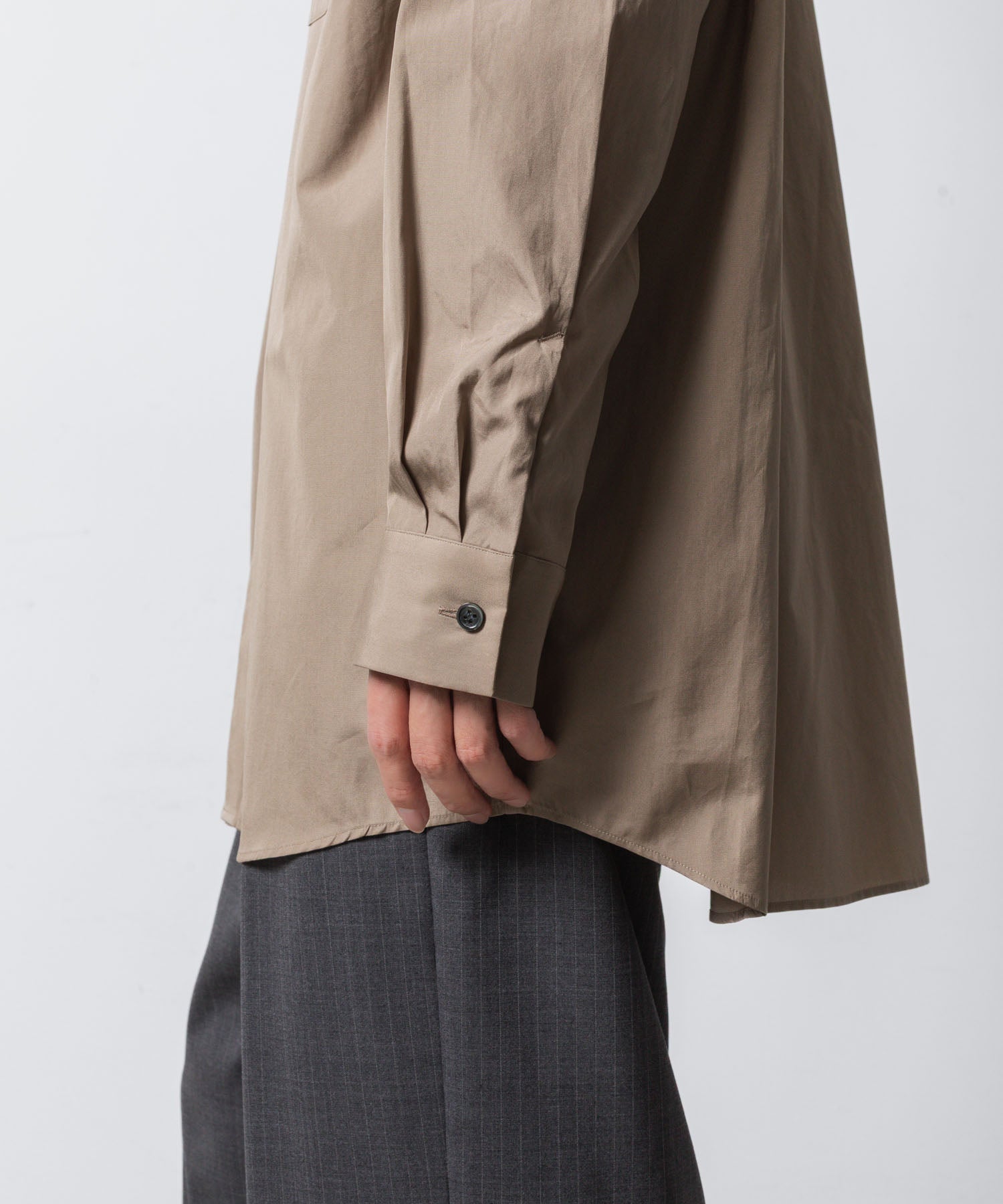 ATTACHMENT アタッチメントの140/2 GIZA BROAD BANDCOLLAR L/S SHIRT - CAMELの公式通販サイトsession福岡セレクトショップ