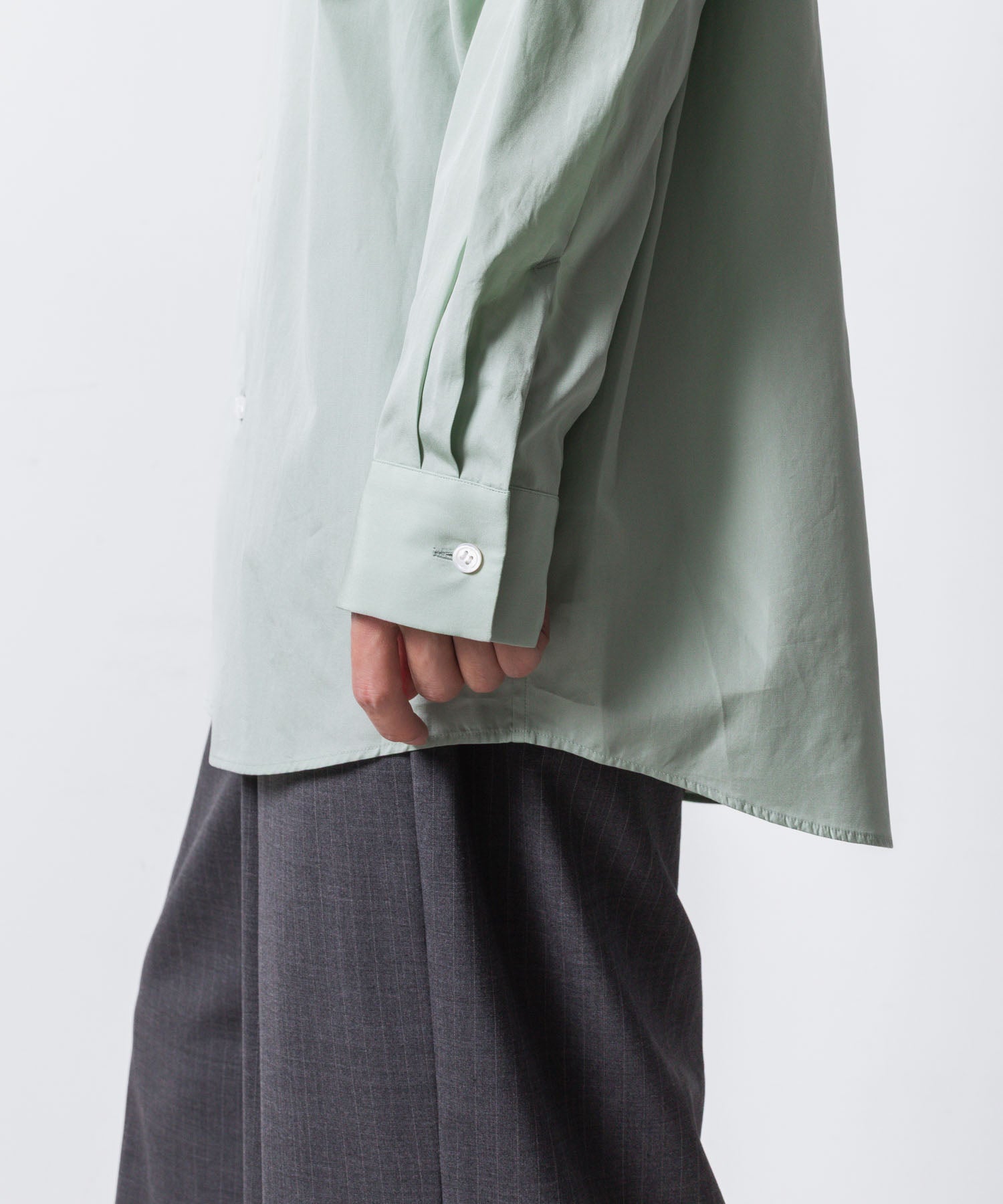 ATTACHMENT アタッチメントの140/2 GIZA BROAD BANDCOLLAR L/S SHIRT - L.GREENの公式通販サイトsession福岡セレクトショップ