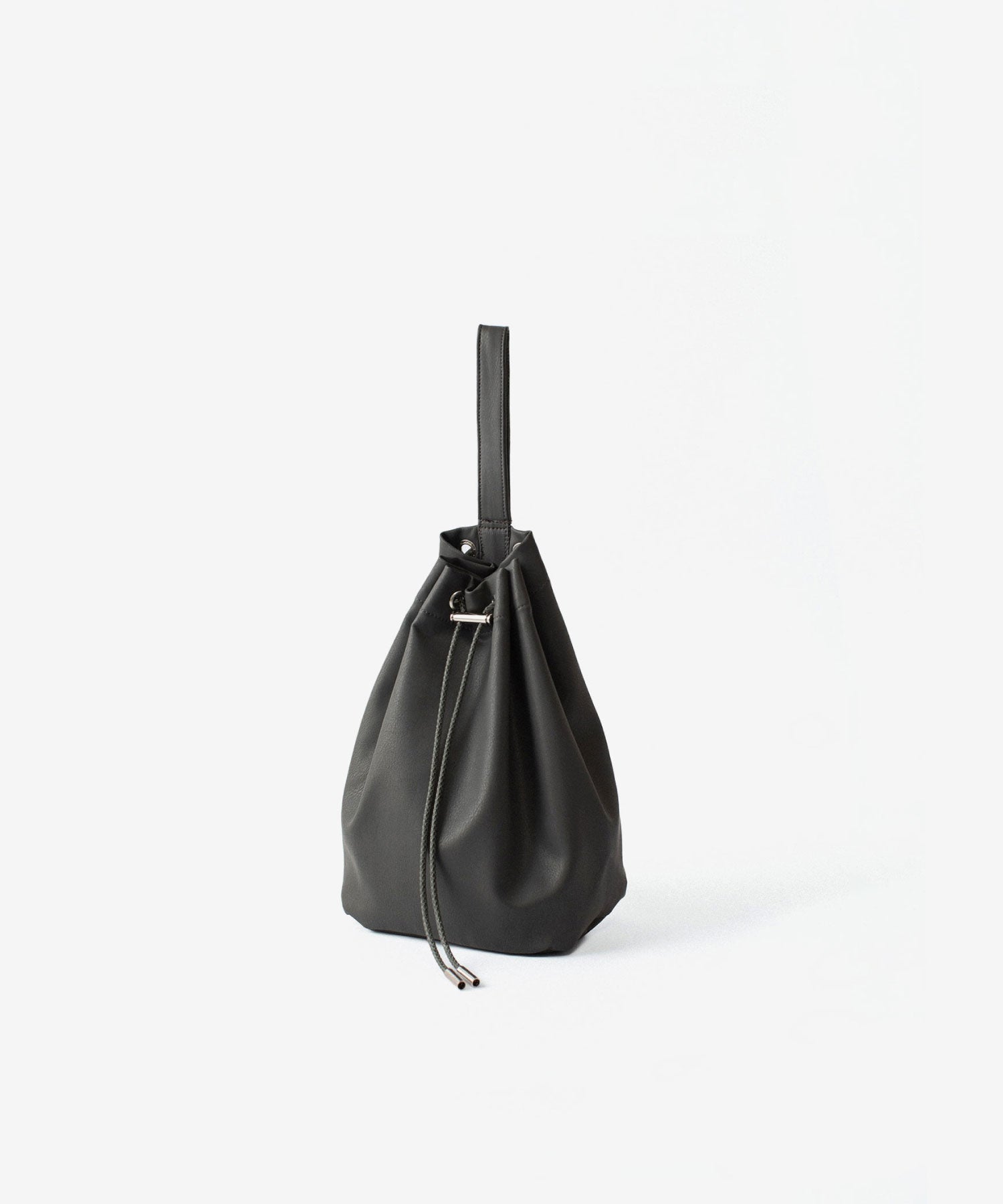美品/attachment/フェイクレザーバッグ/アタッチメント ATTACHMENT（アタッチメント） ショルダーバッグ シンセティックレザー