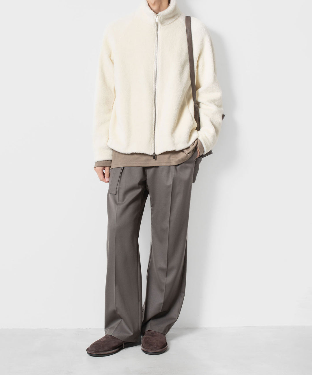 ATTACHMENT / EXCLUSIVE ITEMアタッチメントのWO/PE STRECH GABARDINE BELTED TROUSERS - D.GRAYの公式通販サイトsession福岡セレクトショップ