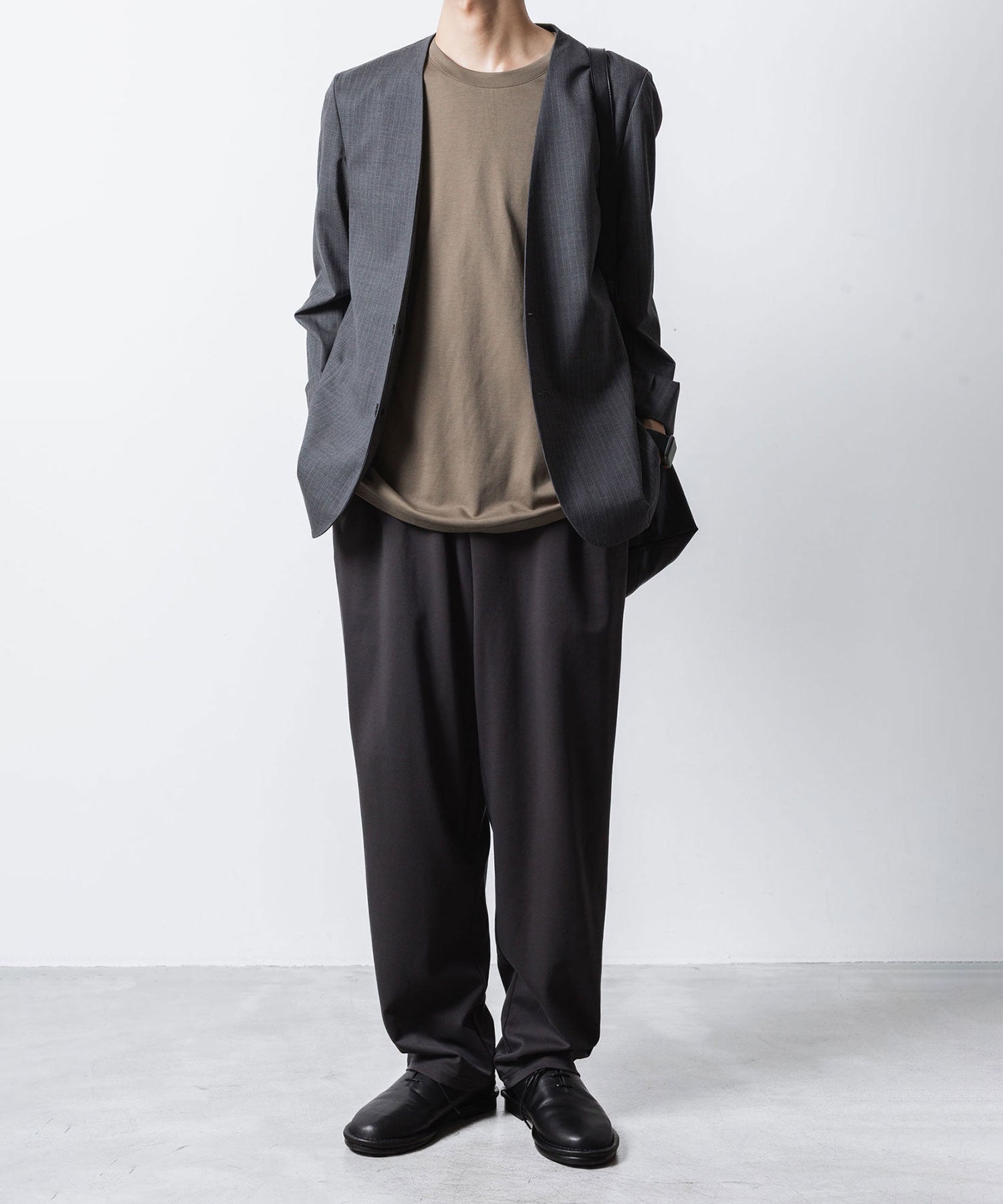 ATTACHMENT アタッチメントの1/60 WOOL SMOOTH SLIM FIT L/S TEE - CAMELの公式通販サイトsession福岡セレクトショップ
