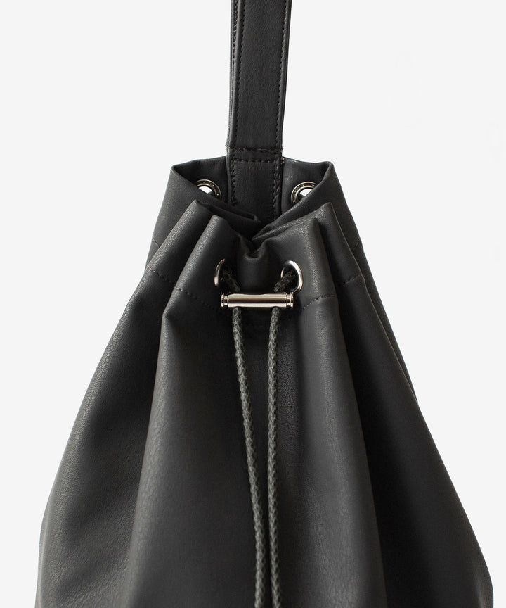 ATTACHMENT / EXCLUSIVE ITEMアタッチメントのSYNTHETIC LEATHER SMALL BUCKET BAG - GRAYの公式通販サイトsession福岡セレクトショップ