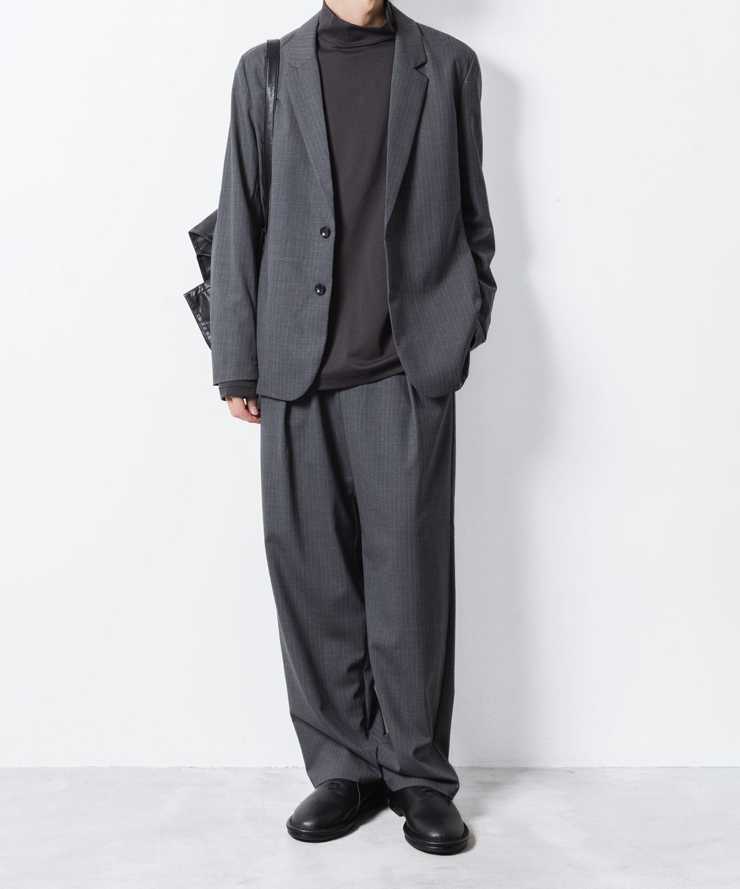 ATTACHMENT アタッチメントのT/W/SI STRETCH GABARDINE 1TUCK EASY TROUSERS - S.GRAYの公式通販サイトsession福岡セレクトショップ