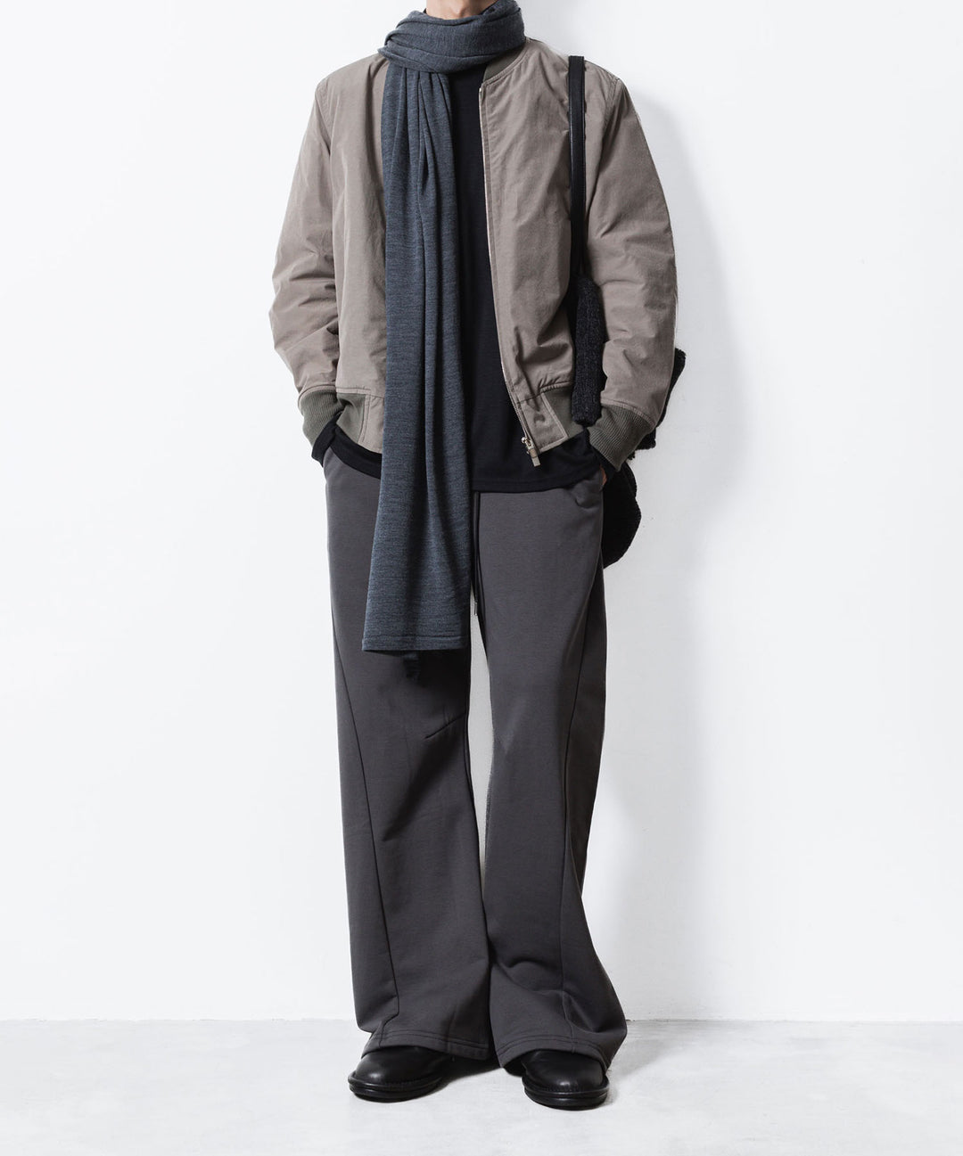 ATTACHMENT アタッチメントのCO STRECH TERRY 3D WIDE TROUSERS - D.GRAYの公式通販サイトsession福岡セレクトショップ