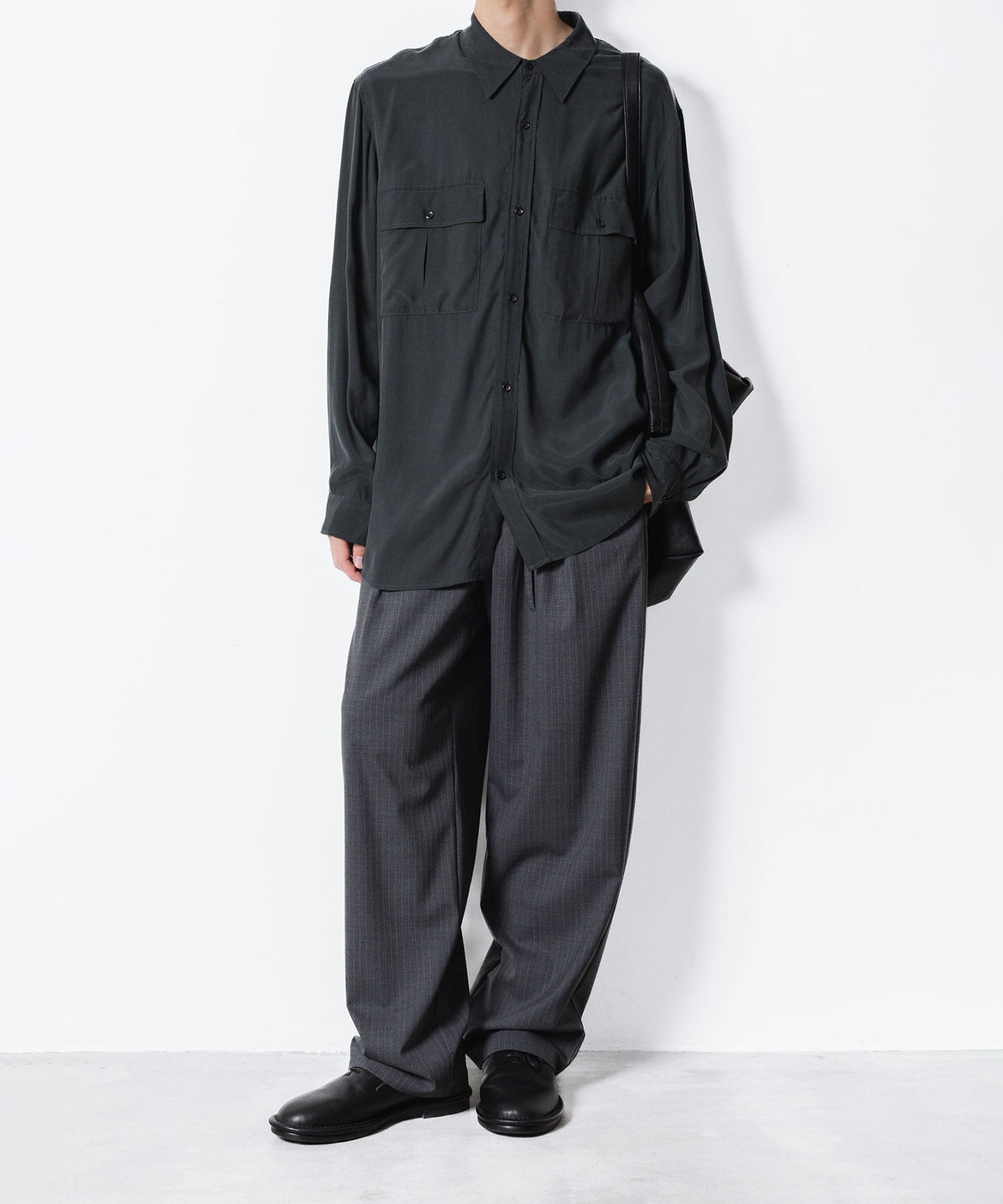 ATTACHMENT アタッチメントのCU/RY FIBRIL TAFFETA PATCH POCKET L/S SHIRT - D.GRAYの公式通販サイトsession福岡セレクトショップ