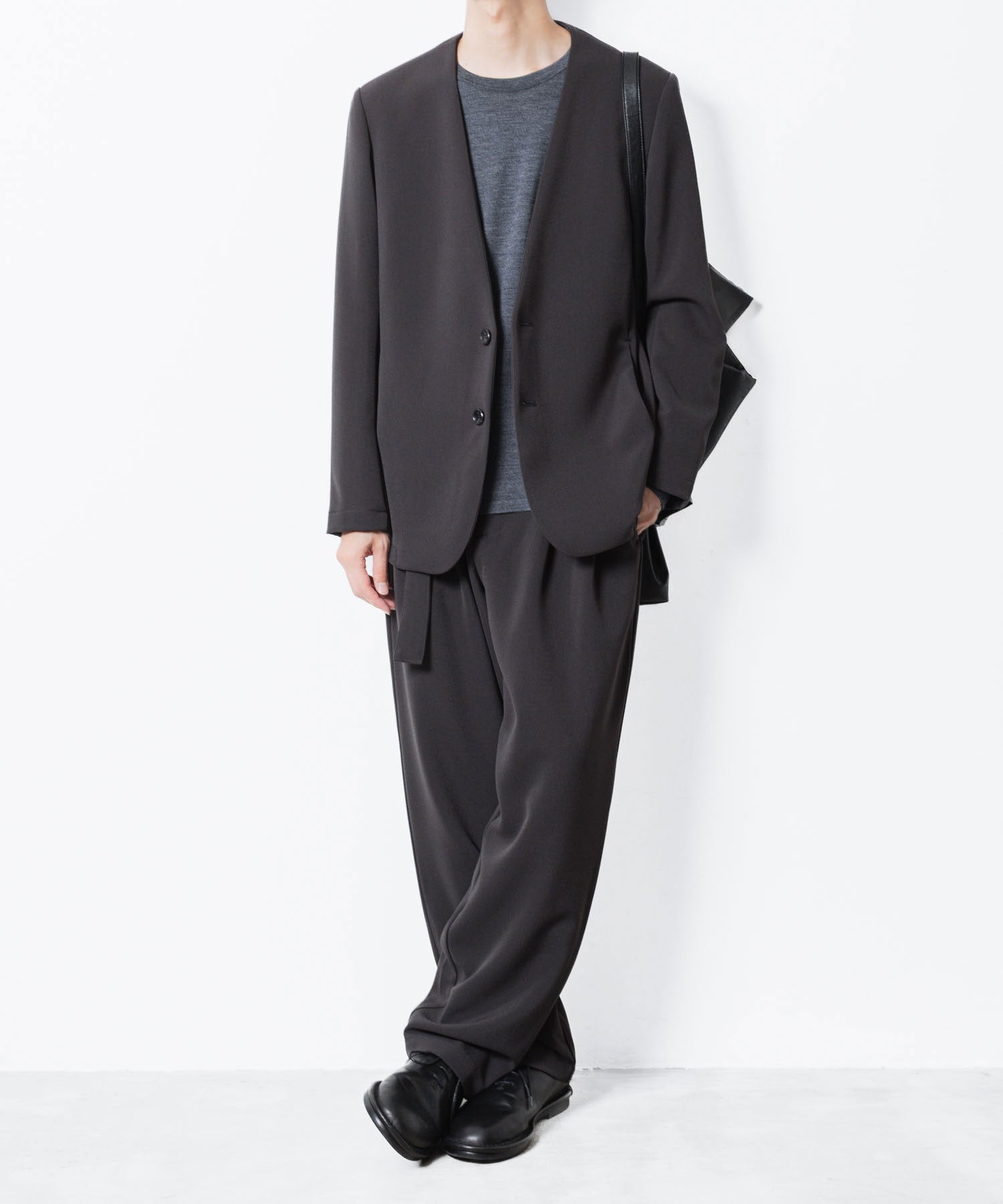 ATTACHMENT アタッチメントのPE STRETCH DOUBLE CLOTH COLLARLESS JKT - D.GRAYの公式通販サイトsession福岡セレクトショップ