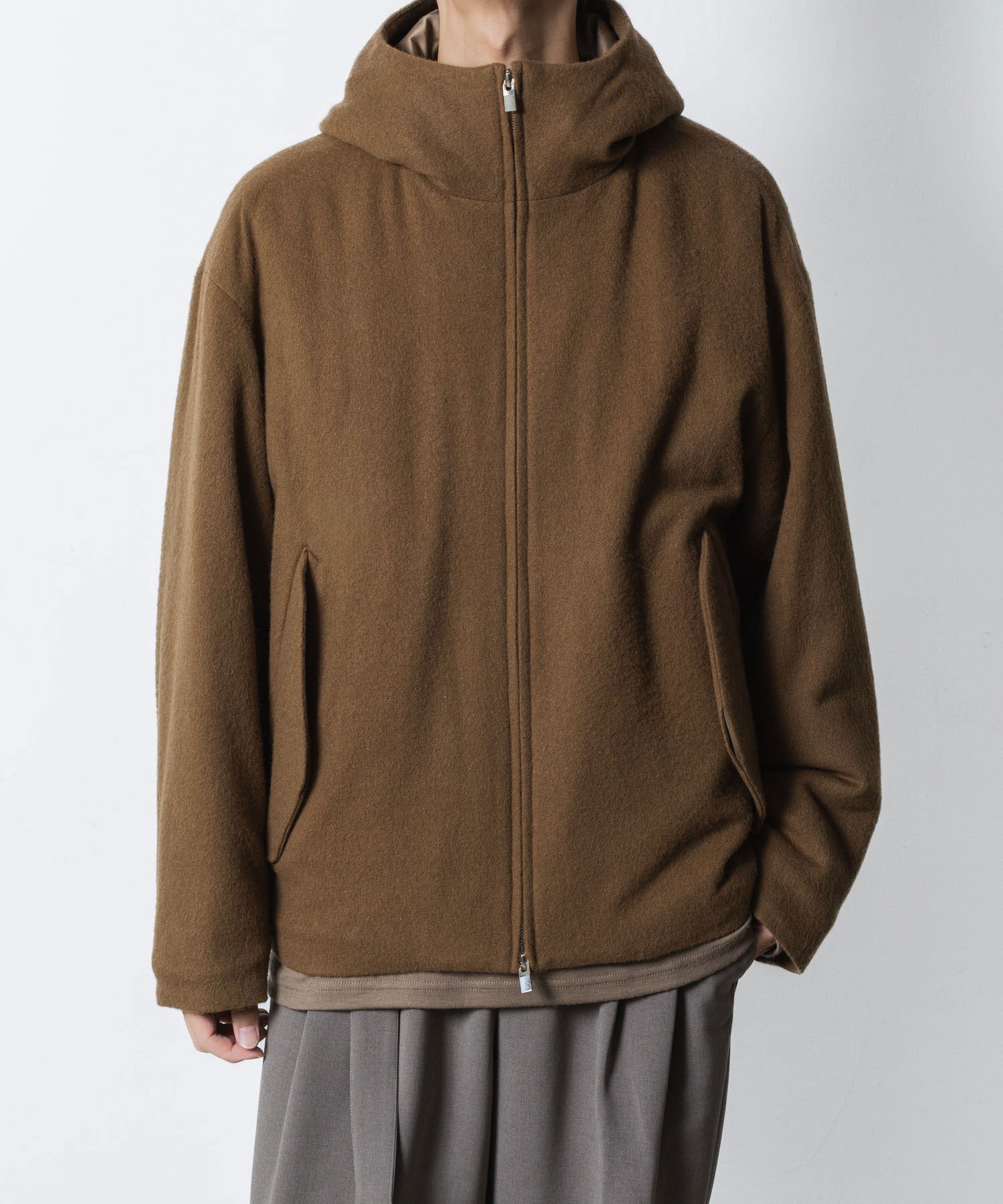 ATTACHMENT アタッチメントのWOOL SHAGGY PADDING HOODED JACKET - CAMELの公式通販サイトsession福岡セレクトショップ