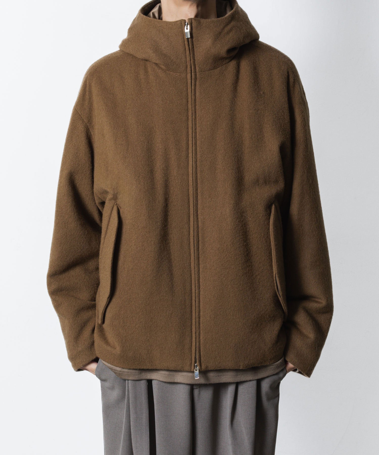 ATTACHMENT アタッチメントのWOOL SHAGGY PADDING HOODED JACKET - CAMELの公式通販サイトsession福岡セレクトショップ