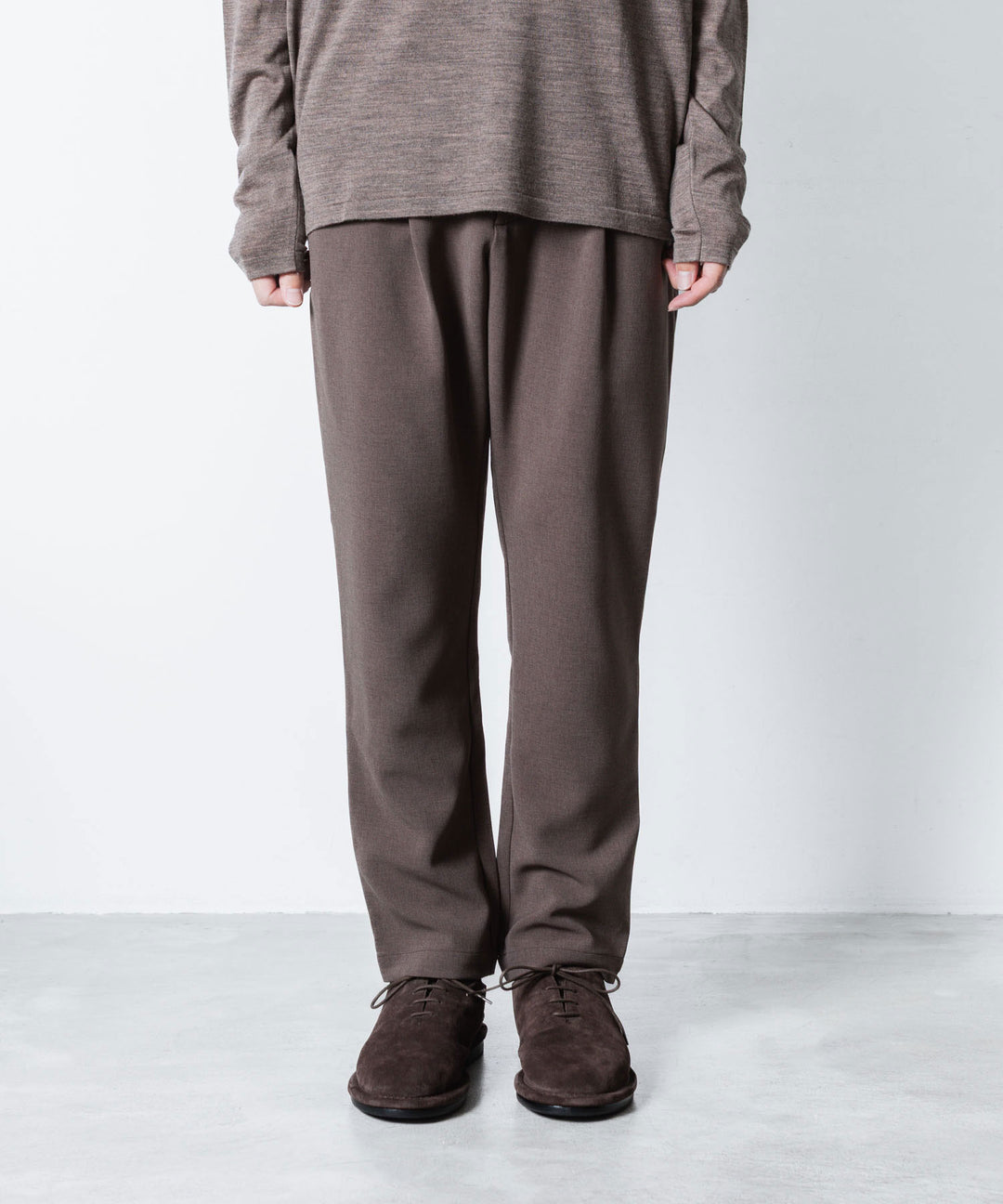 ATTACHMENT アタッチメントのPE STRETCH DOUBLE CLOTH REGULAR FIT EASY TROUSERS - D.KH GRAYの公式通販サイトsession福岡セレクトショップ