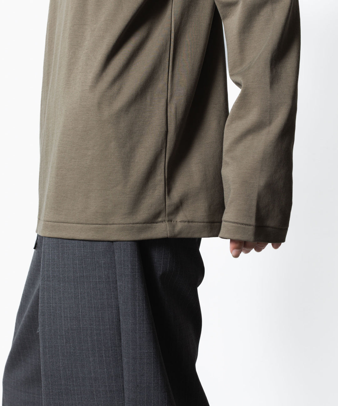 ATTACHMENT アタッチメントのCOTTON DOUBLE FACE SLIM FIT HIGHNECK L/S TEE - CAMELの公式通販サイトsession福岡セレクトショップ
