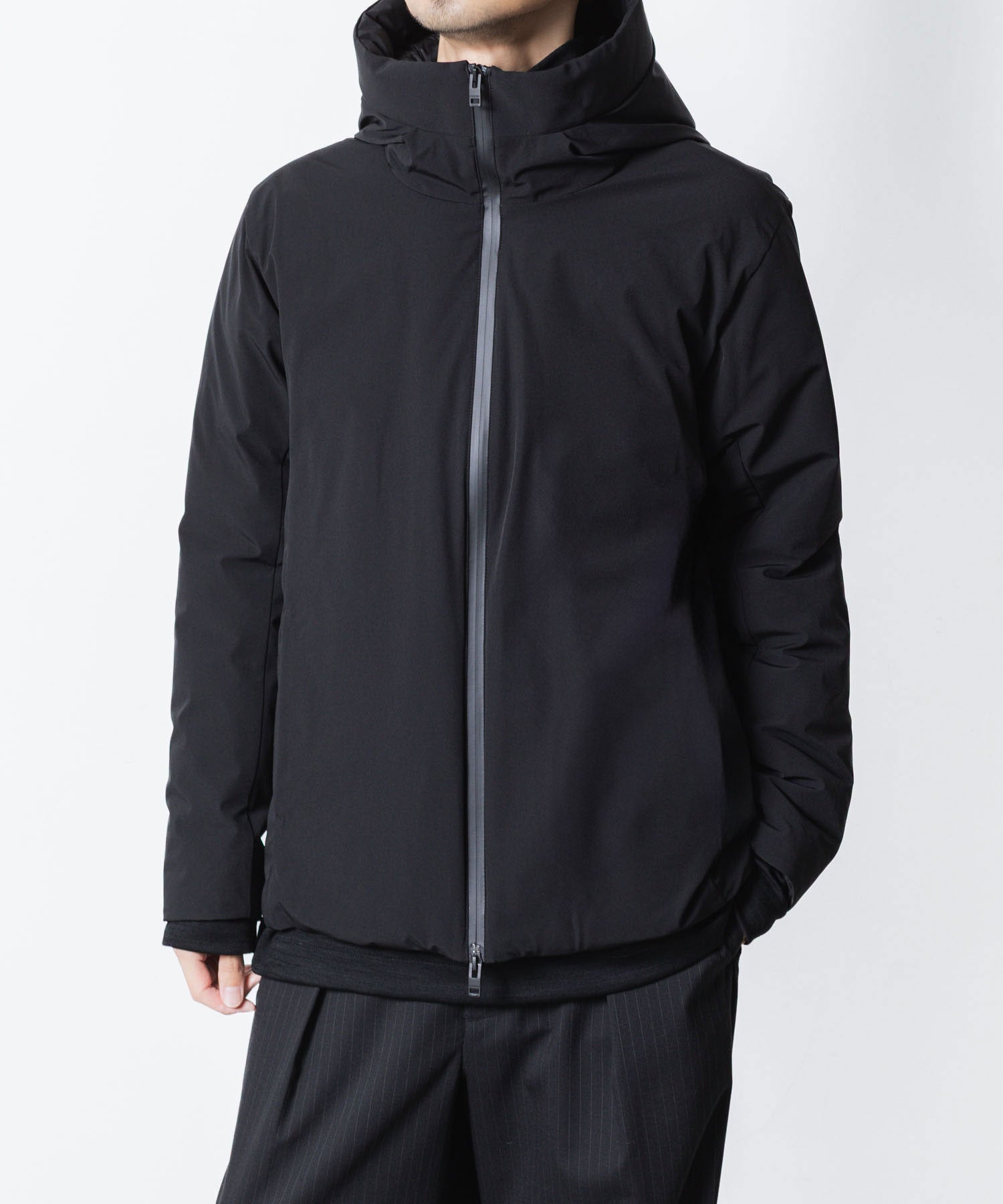 ATTACHMENT アタッチメントの3LAYER LIGHT TAFFETA HOODED DOWN JACKET - BLACKの公式通販サイトsession福岡セレクトショップ