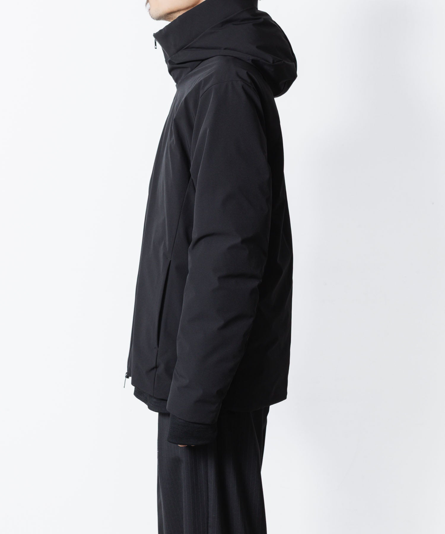 ATTACHMENT アタッチメントの3LAYER LIGHT TAFFETA HOODED DOWN JACKET - BLACKの公式通販サイトsession福岡セレクトショップ