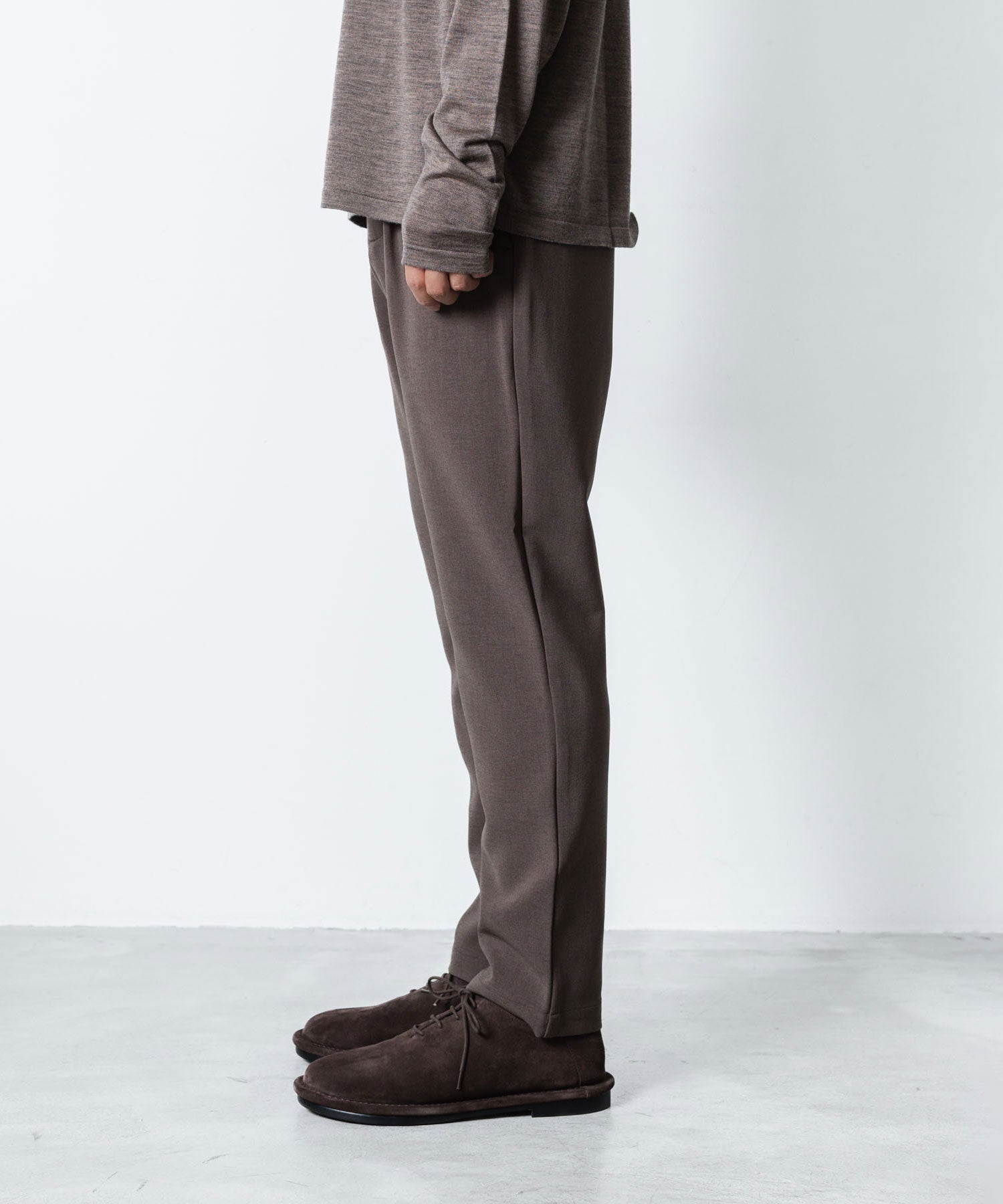 ATTACHMENT アタッチメントのPE STRETCH DOUBLE CLOTH REGULAR FIT EASY TROUSERS - D.KH GRAYの公式通販サイトsession福岡セレクトショップ