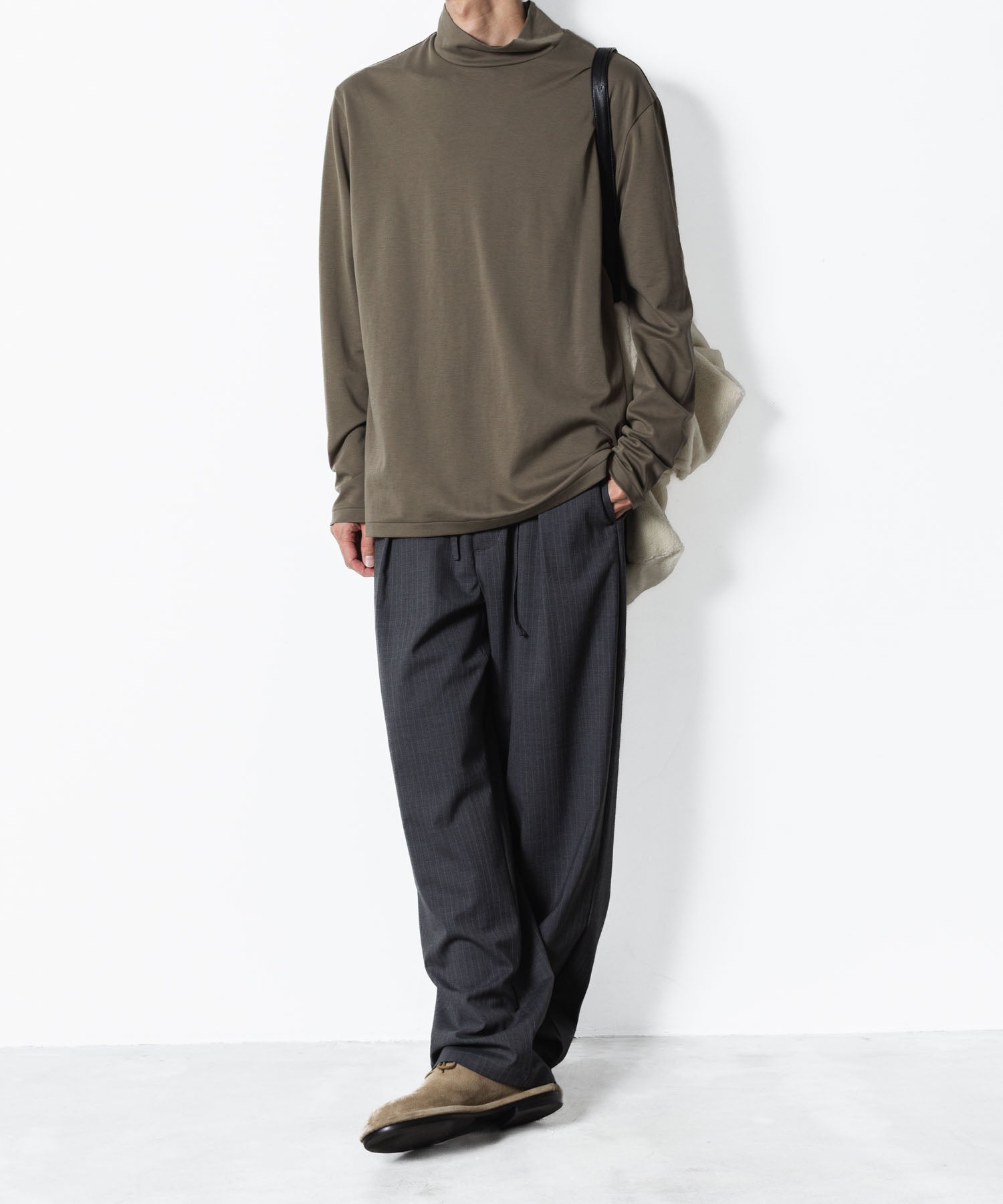 ATTACHMENT アタッチメントのCOTTON DOUBLE FACE SLIM FIT HIGHNECK L/S TEE - CAMELの公式通販サイトsession福岡セレクトショップ