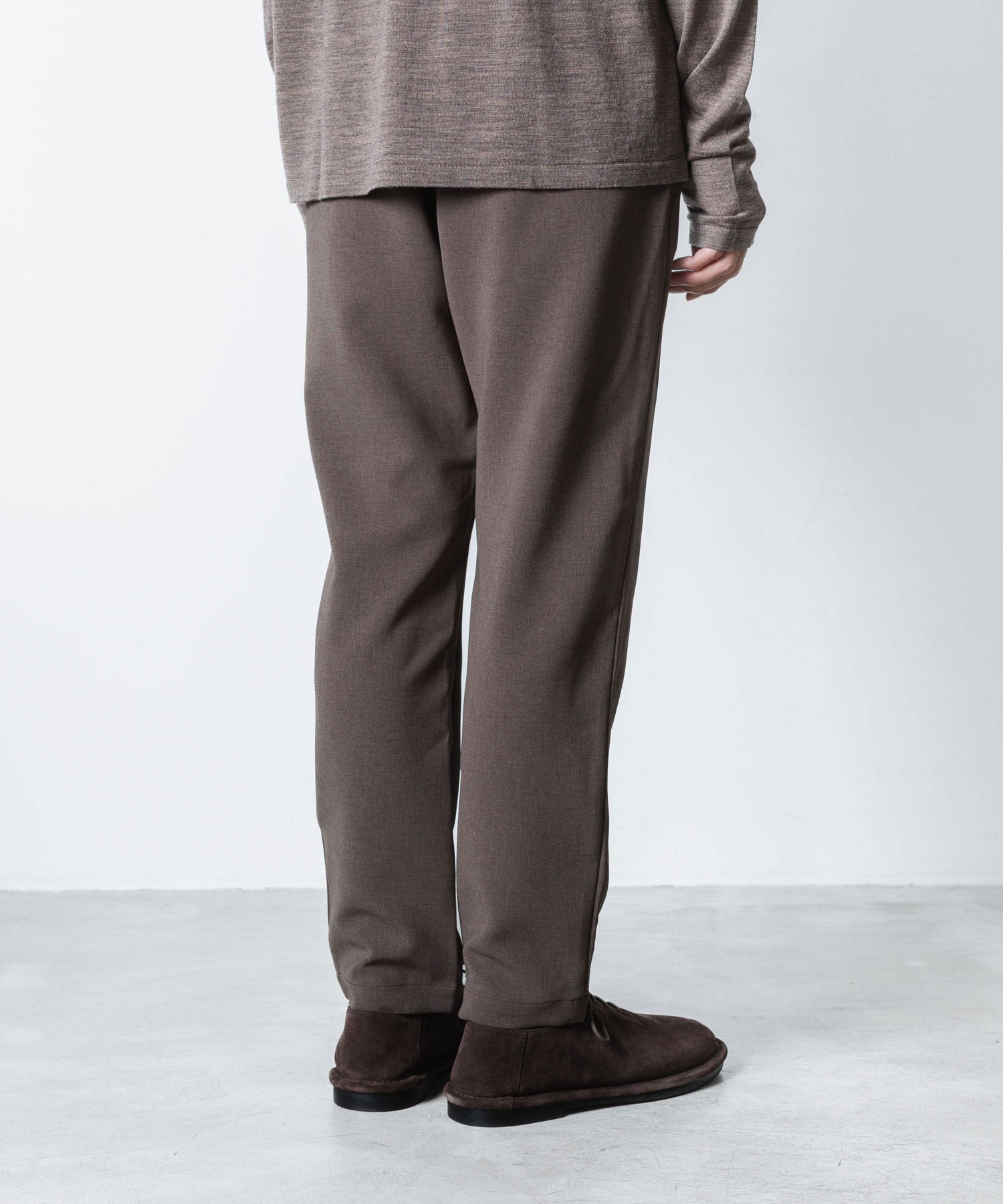 ATTACHMENT アタッチメントのPE STRETCH DOUBLE CLOTH REGULAR FIT EASY TROUSERS - D.KH GRAYの公式通販サイトsession福岡セレクトショップ