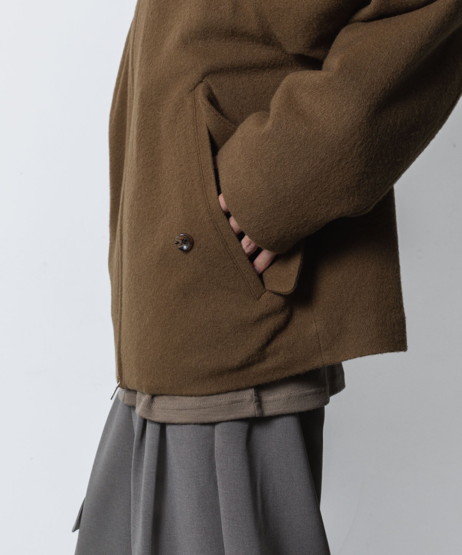 ATTACHMENT アタッチメントのWOOL SHAGGY PADDING HOODED JACKET - CAMELの公式通販サイトsession福岡セレクトショップ