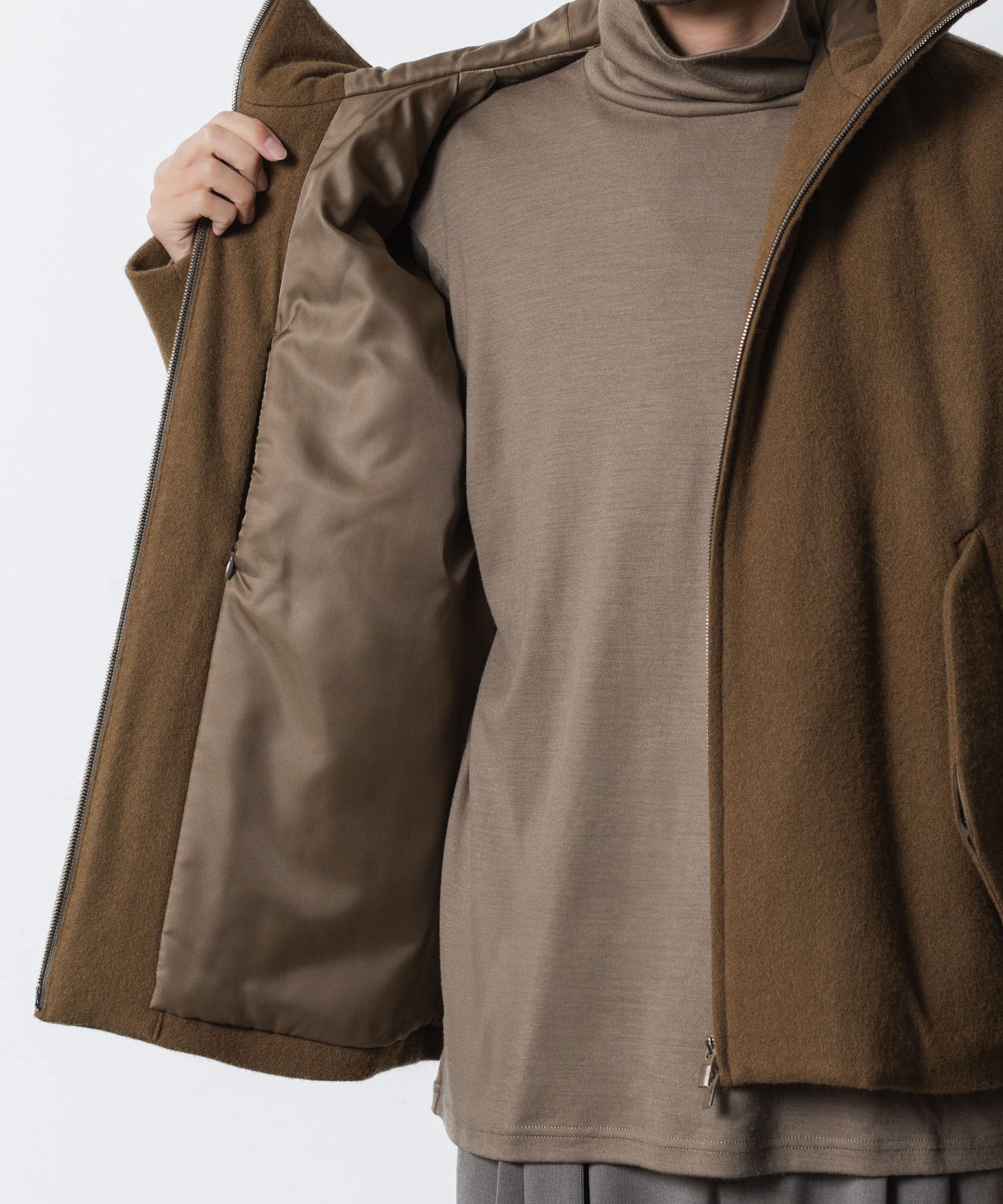 ATTACHMENT アタッチメントのWOOL SHAGGY PADDING HOODED JACKET - CAMELの公式通販サイトsession福岡セレクトショップ