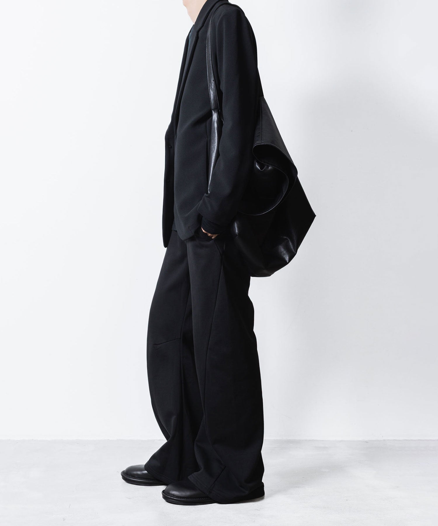 ATTACHMENT アタッチメントのCO STRECH TERRY 3D WIDE TROUSERS - BLACKの公式通販サイトsession福岡セレクトショップ