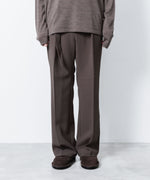 画像をギャラリービューアに読み込む, ATTACHMENT アタッチメントのPE STRETCH DOUBLE CLOTH BELTED STRAIGHT TROUSERS - D.KH GRAYの公式通販サイトsession福岡セレクトショップ
