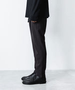 画像をギャラリービューアに読み込む, ATTACHMENT アタッチメントのPE STRETCH DOUBLE CLOTH REGULAR FIT EASY TROUSERS - D.GRAYの公式通販サイトsession福岡セレクトショップ
