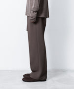 画像をギャラリービューアに読み込む, ATTACHMENT アタッチメントのPE STRETCH DOUBLE CLOTH BELTED STRAIGHT TROUSERS - D.KH GRAYの公式通販サイトsession福岡セレクトショップ
