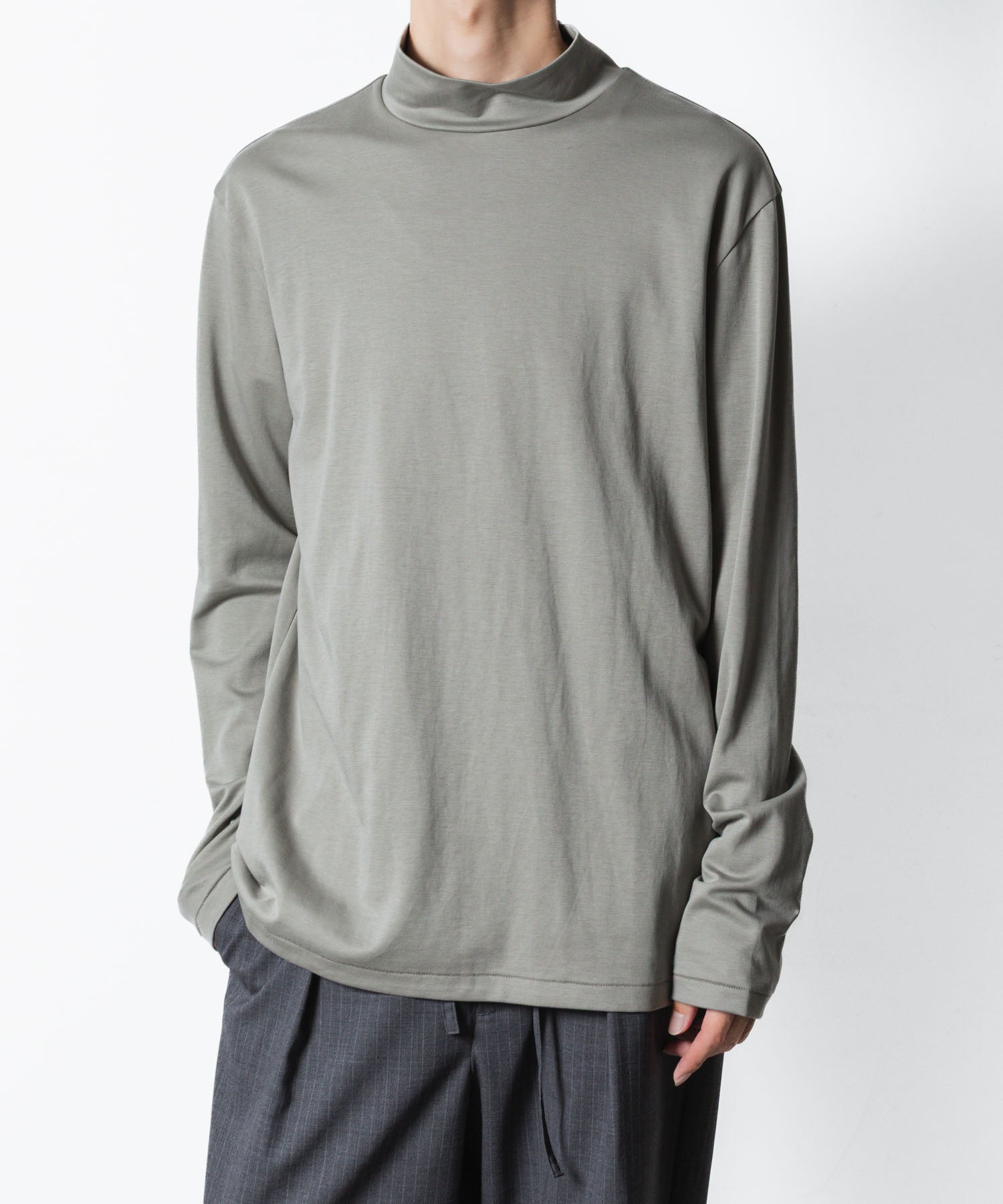 【 ATTACHMENT 】COTTON DOUBLE FACE SLIM FIT HIGHNECK L/S TEE - L.KH GRAY