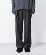 画像をギャラリービューアに読み込む, ATTACHMENT アタッチメントのPE STRETCH DOUBLE CLOTH BELTED STRAIGHT TROUSERS - X.GRAYの公式通販サイトsession福岡セレクトショップ
