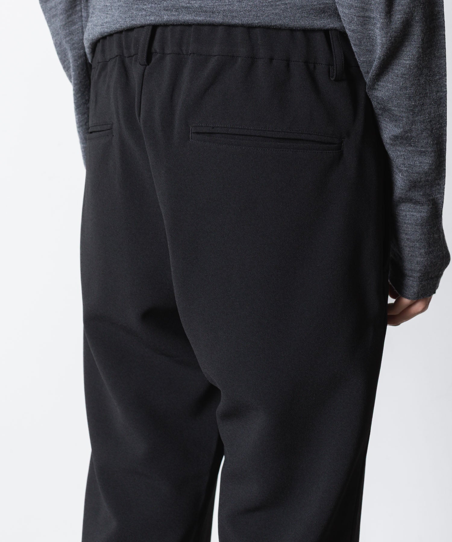 ATTACHMENT アタッチメントのPE STRETCH DOUBLE CLOTH REGULAR FIT EASY TROUSERS - BLACKの公式通販サイトsession福岡セレクトショップ