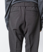 画像をギャラリービューアに読み込む, ATTACHMENT アタッチメントのPE STRETCH DOUBLE CLOTH BELTED STRAIGHT TROUSERS - X.GRAYの公式通販サイトsession福岡セレクトショップ
