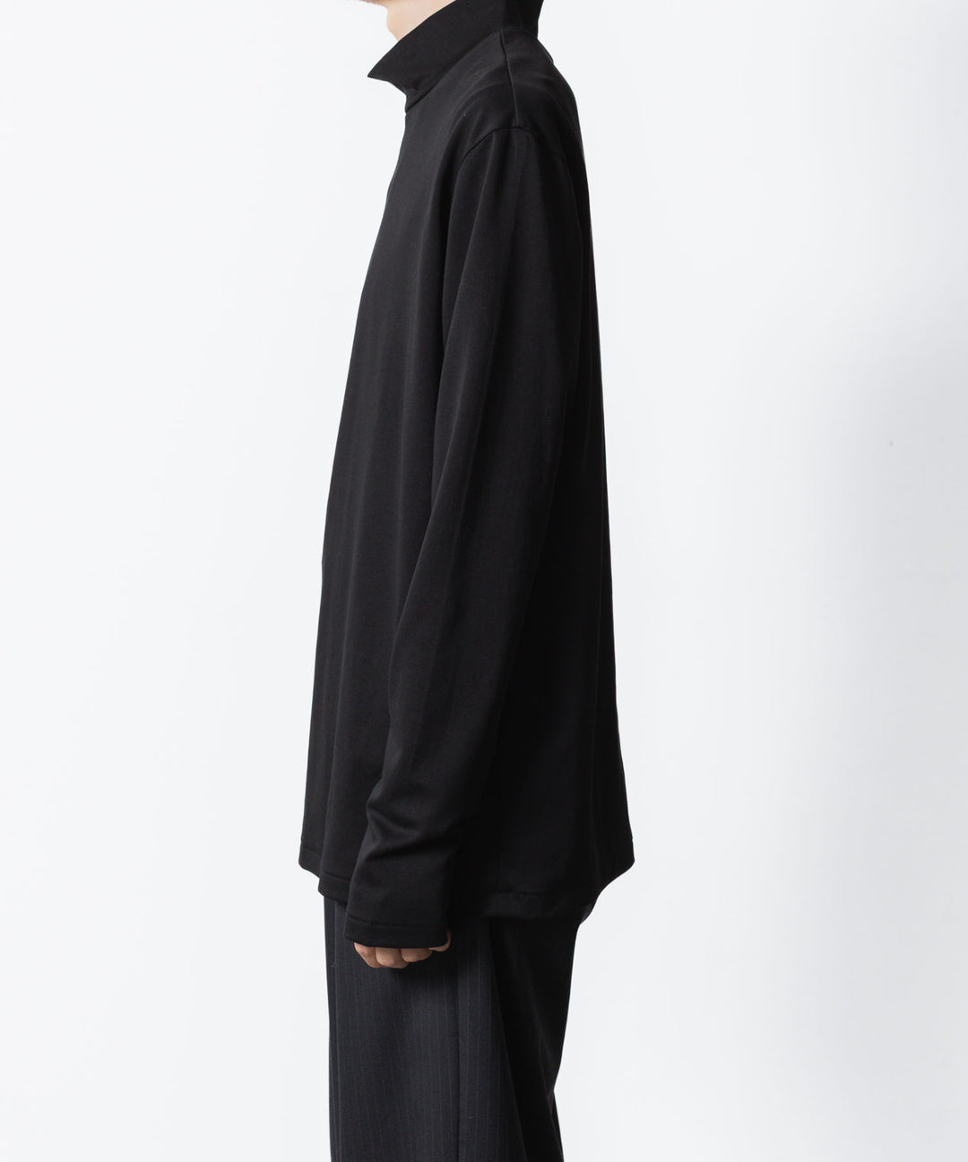 ATTACHMENT アタッチメントのCOTTON DOUBLE FACE SLIM FIT HIGHNECK L/S TEE - BLACKの公式通販サイトsession福岡セレクトショップ