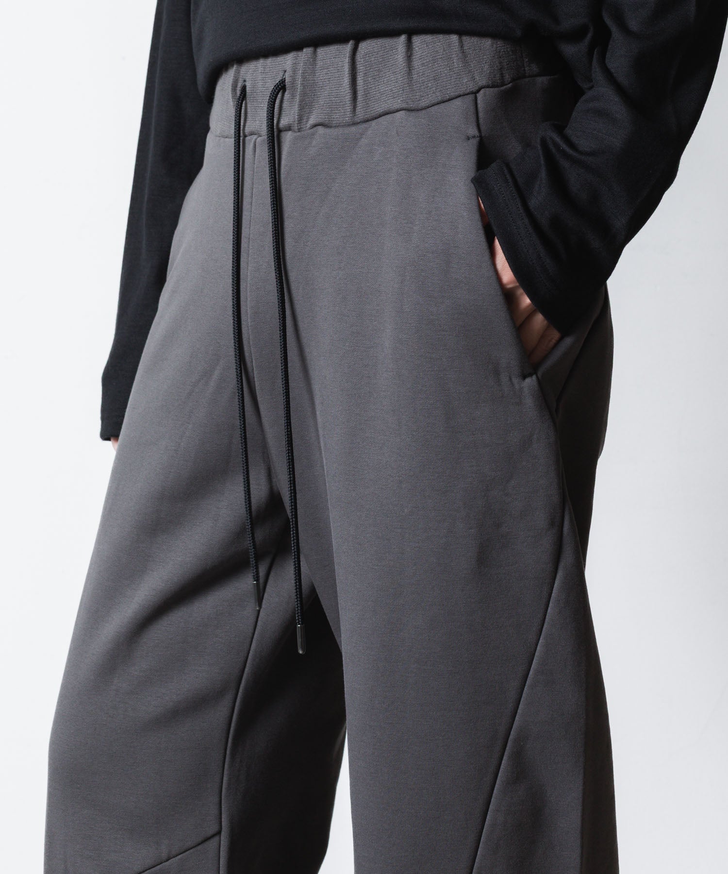 ATTACHMENT アタッチメントのCO STRECH TERRY 3D WIDE TROUSERS - D.GRAYの公式通販サイトsession福岡セレクトショップ